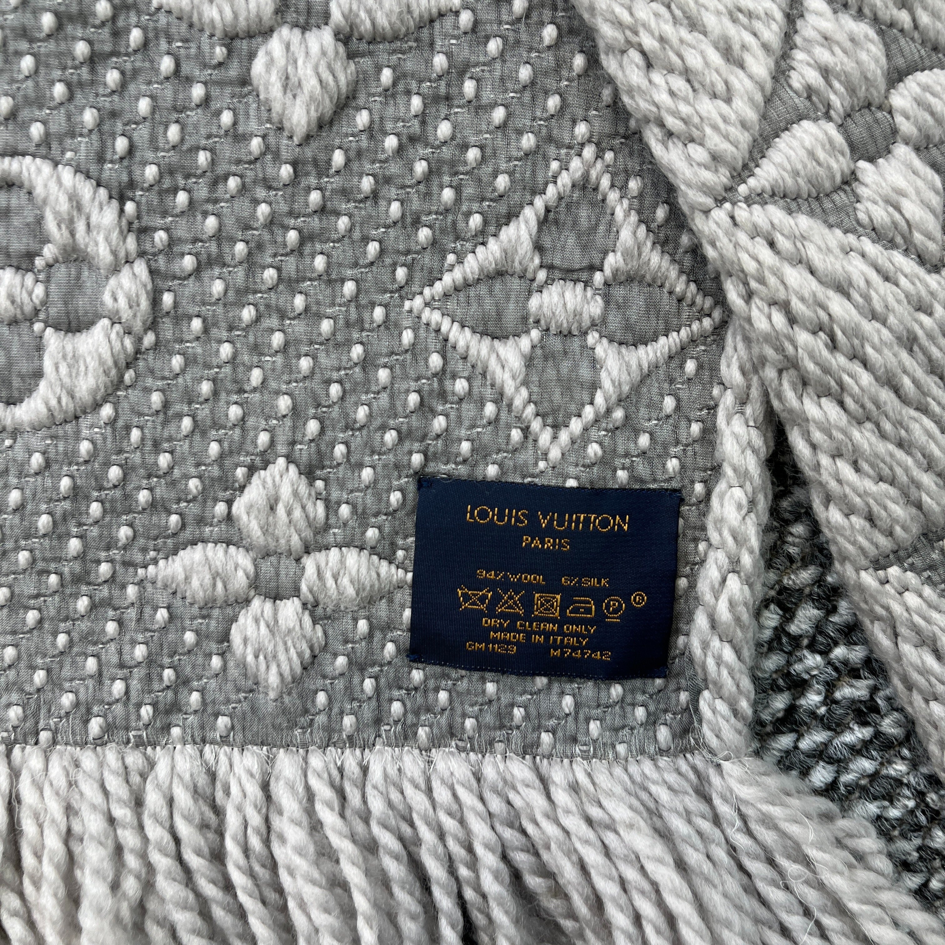 Monogram Logomania Scarf Grey