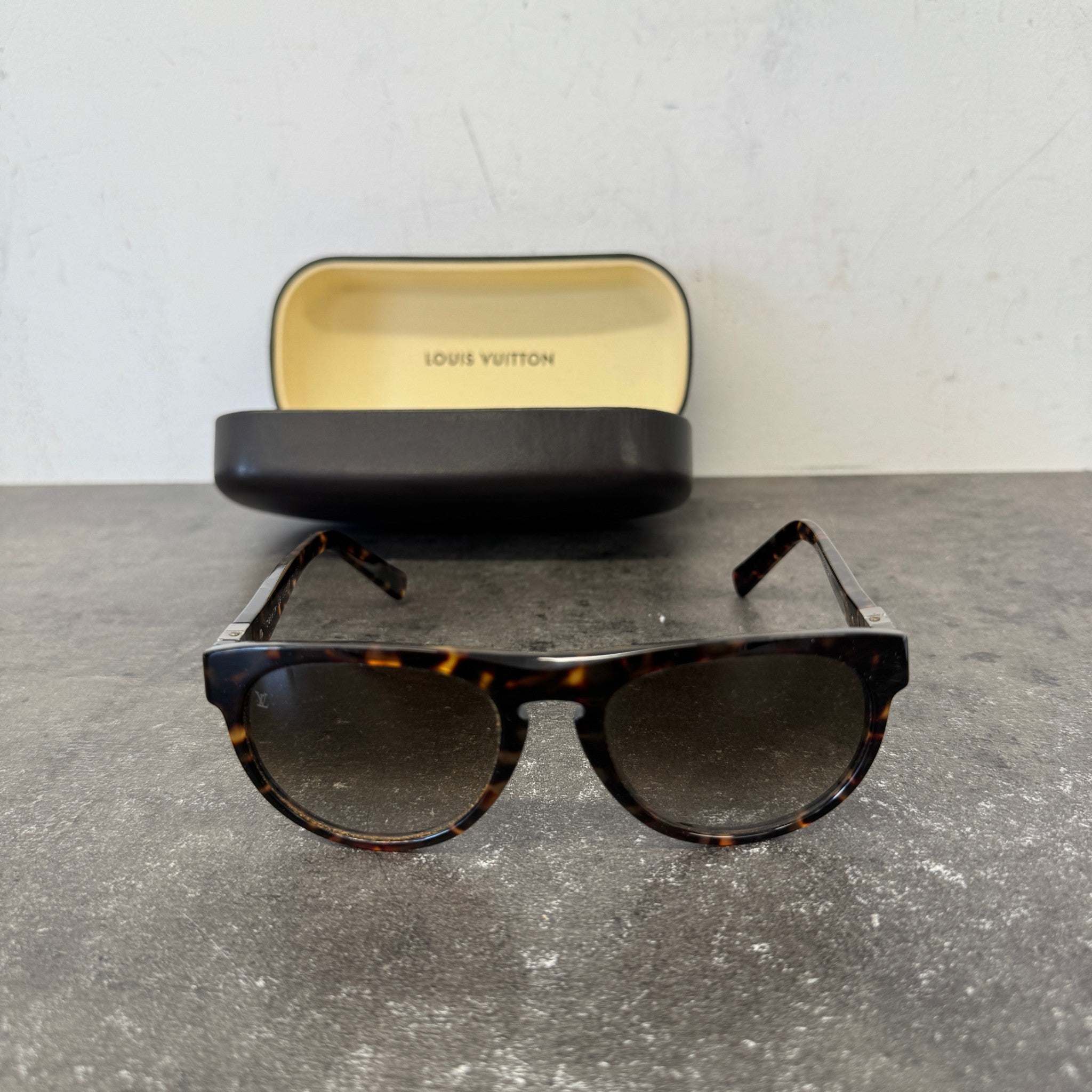 Women's Z044Iw Sunglasses Brown