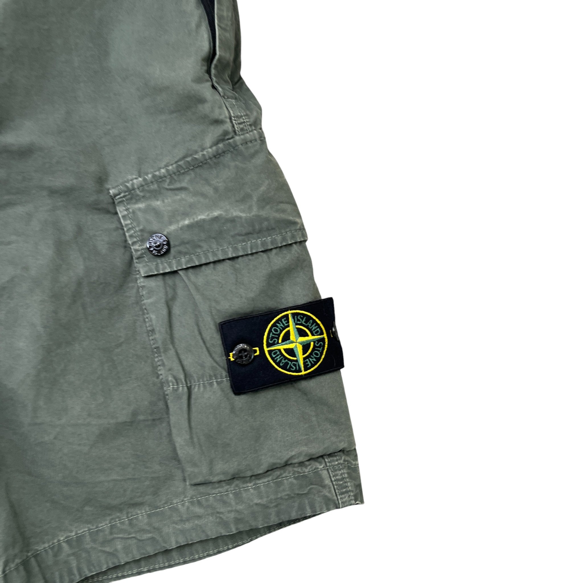 Men's Applique Logo Shorts Khaki Size Waist 34"