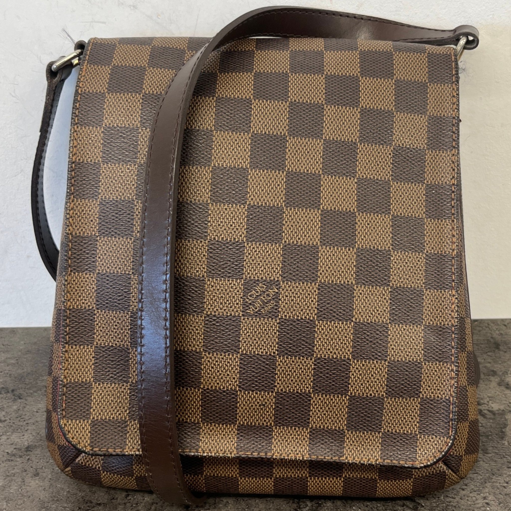 Women's Damier Ebene Musette Salsa Handbag Brown