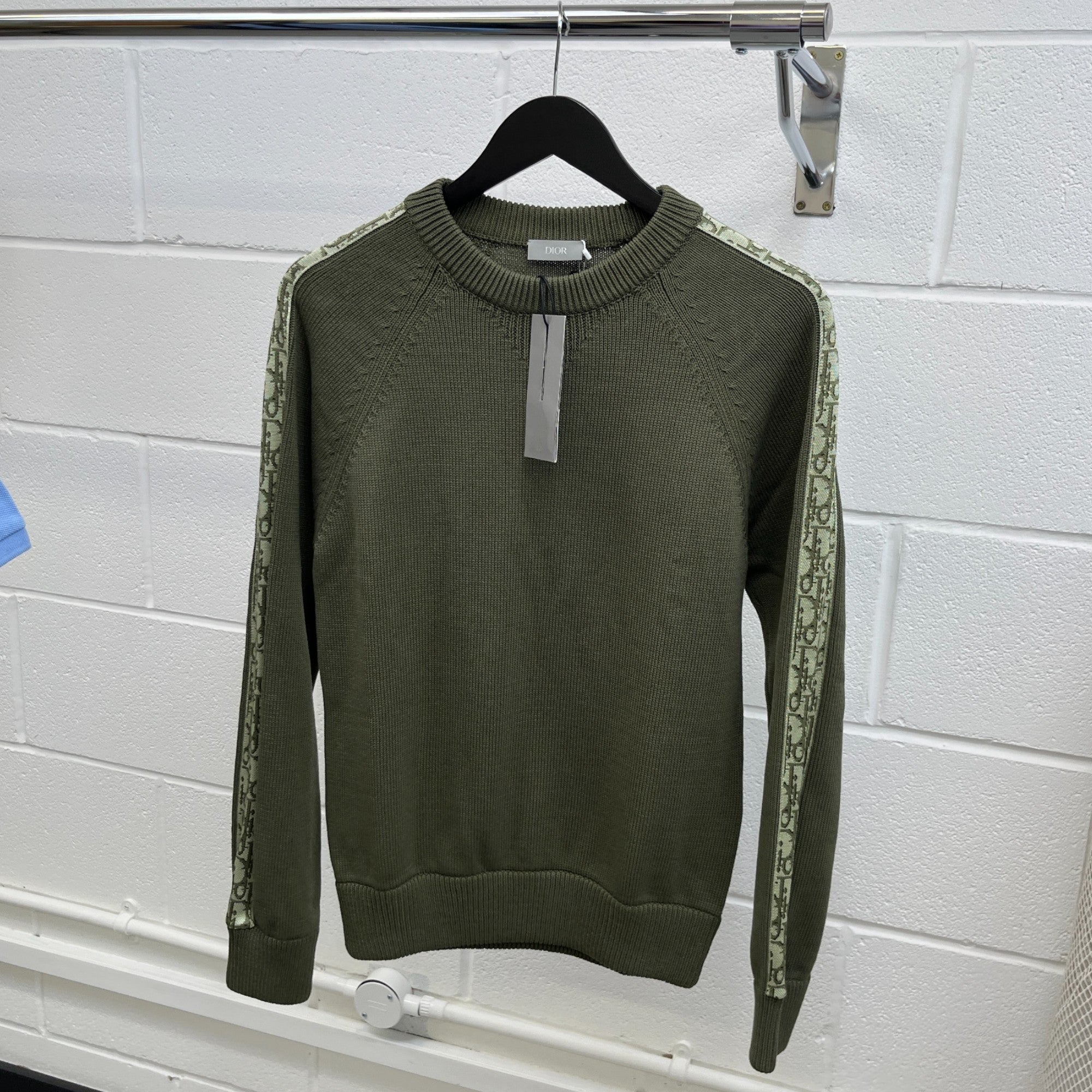 Men's Oblique Sleeve Kint Jumper Khaki Size XS