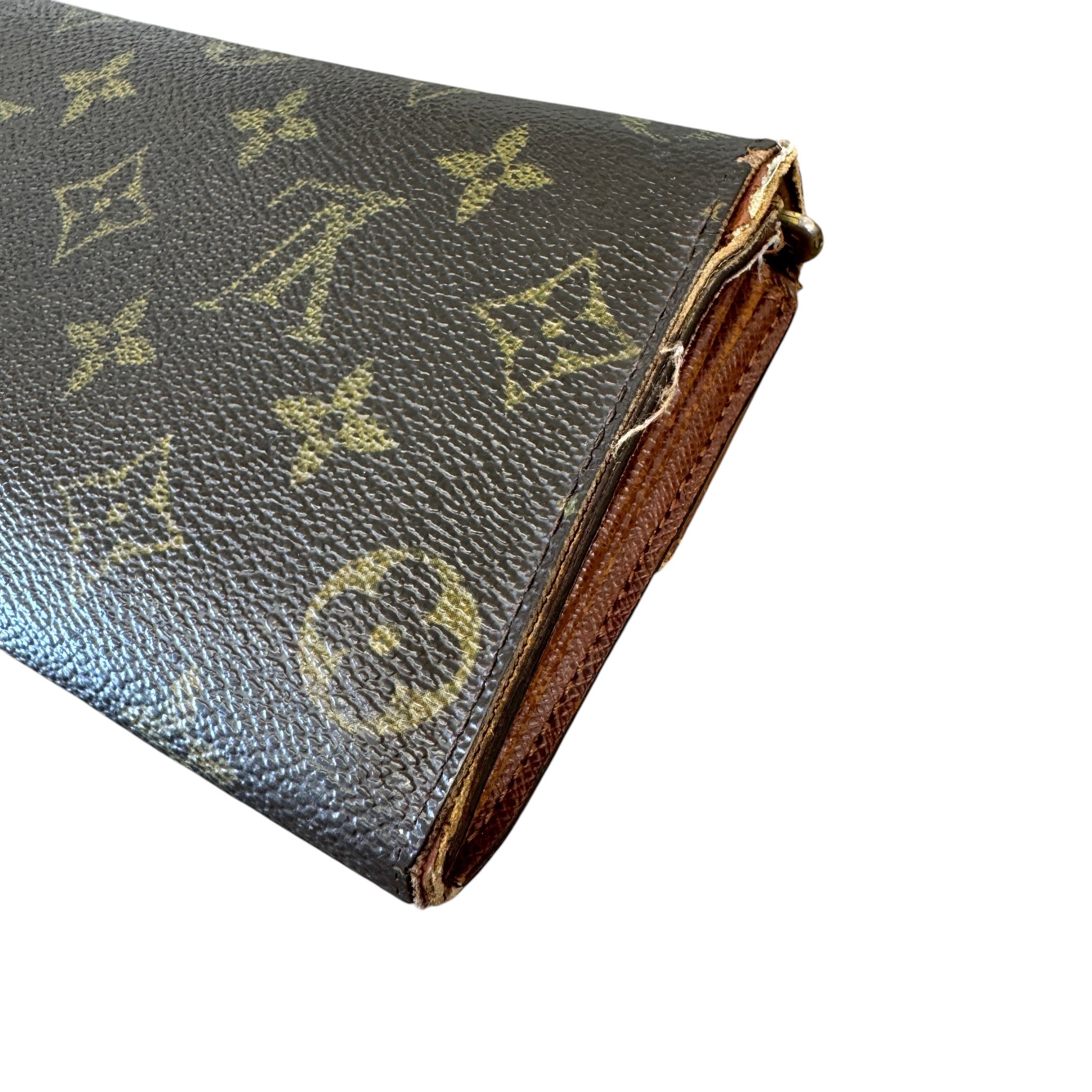 Women's Monogram Sarah Wallet Brown