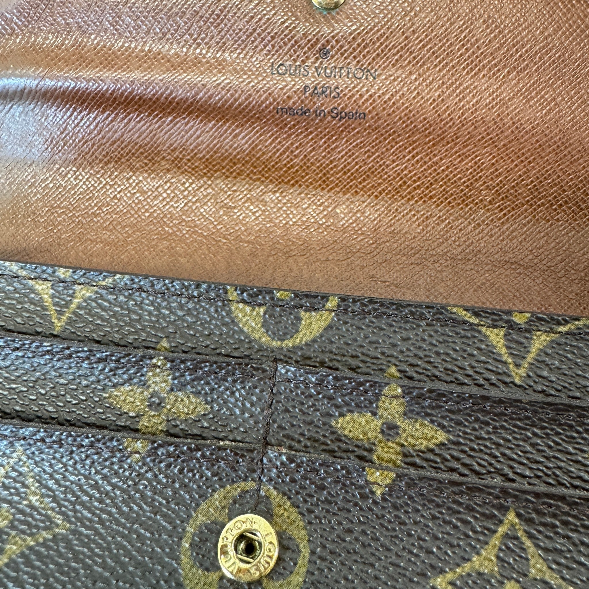 Women's Monogram Sarah Wallet Brown
