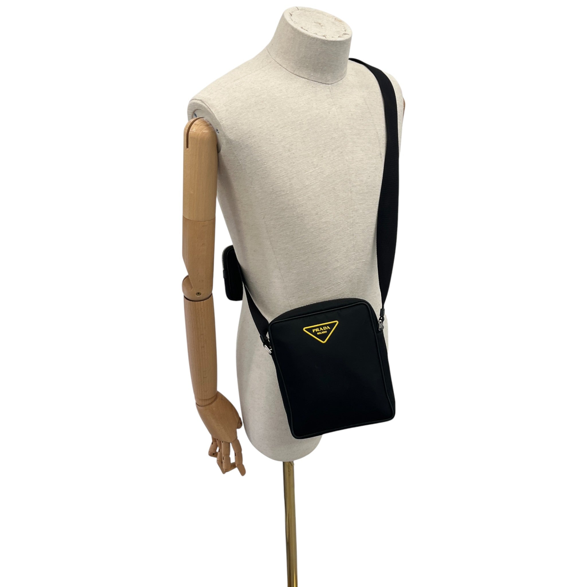 Men's Nylon Logo Messenger Bag Black