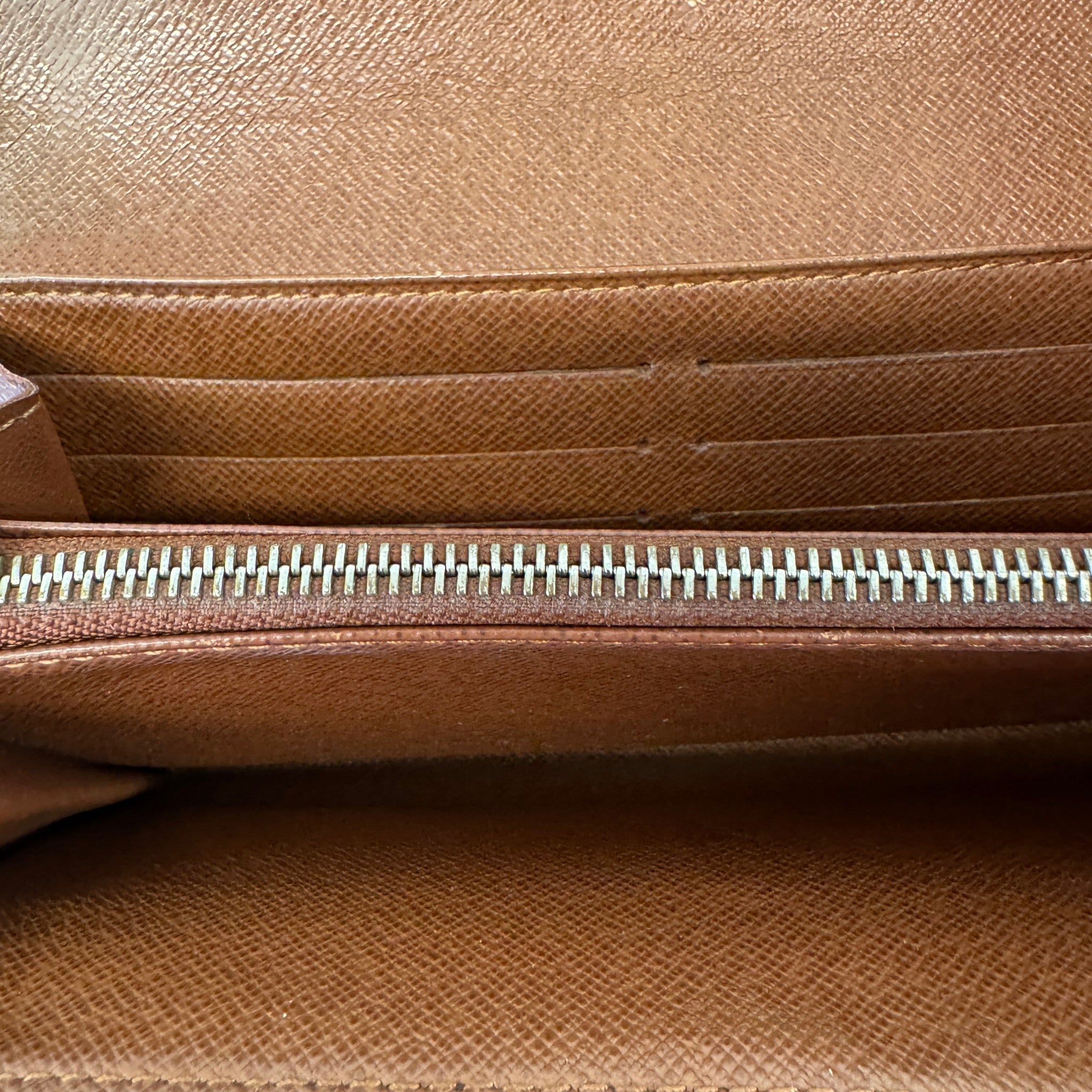 Women's Monogram Sarah Wallet Brown