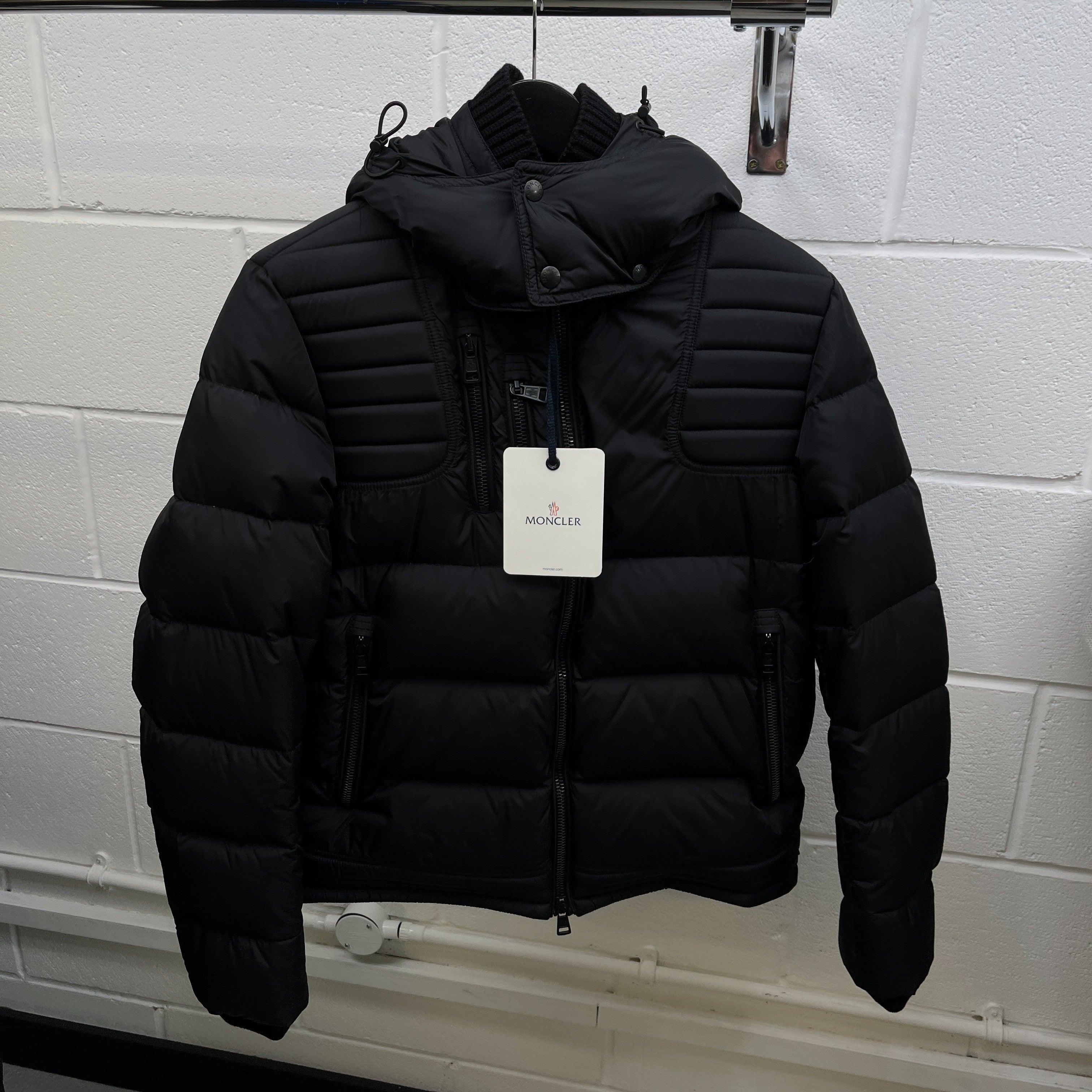 Men's Petit Down Jacket Black Size 3 / L