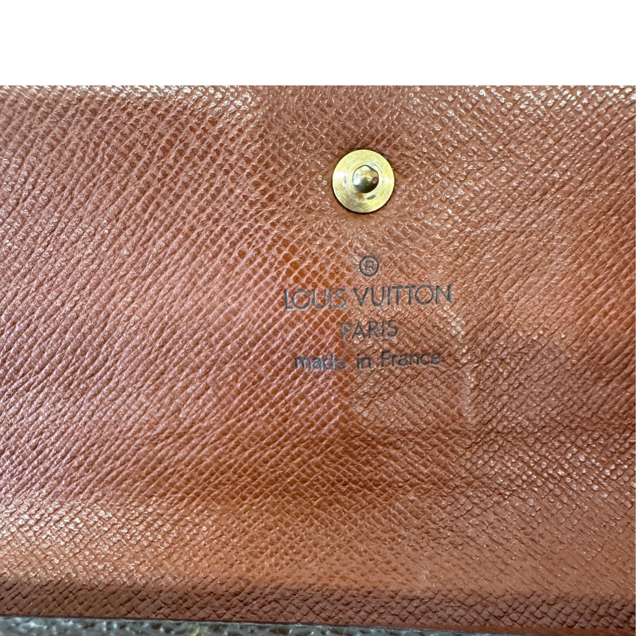 Women's Monogram Sarah Wallet Brown