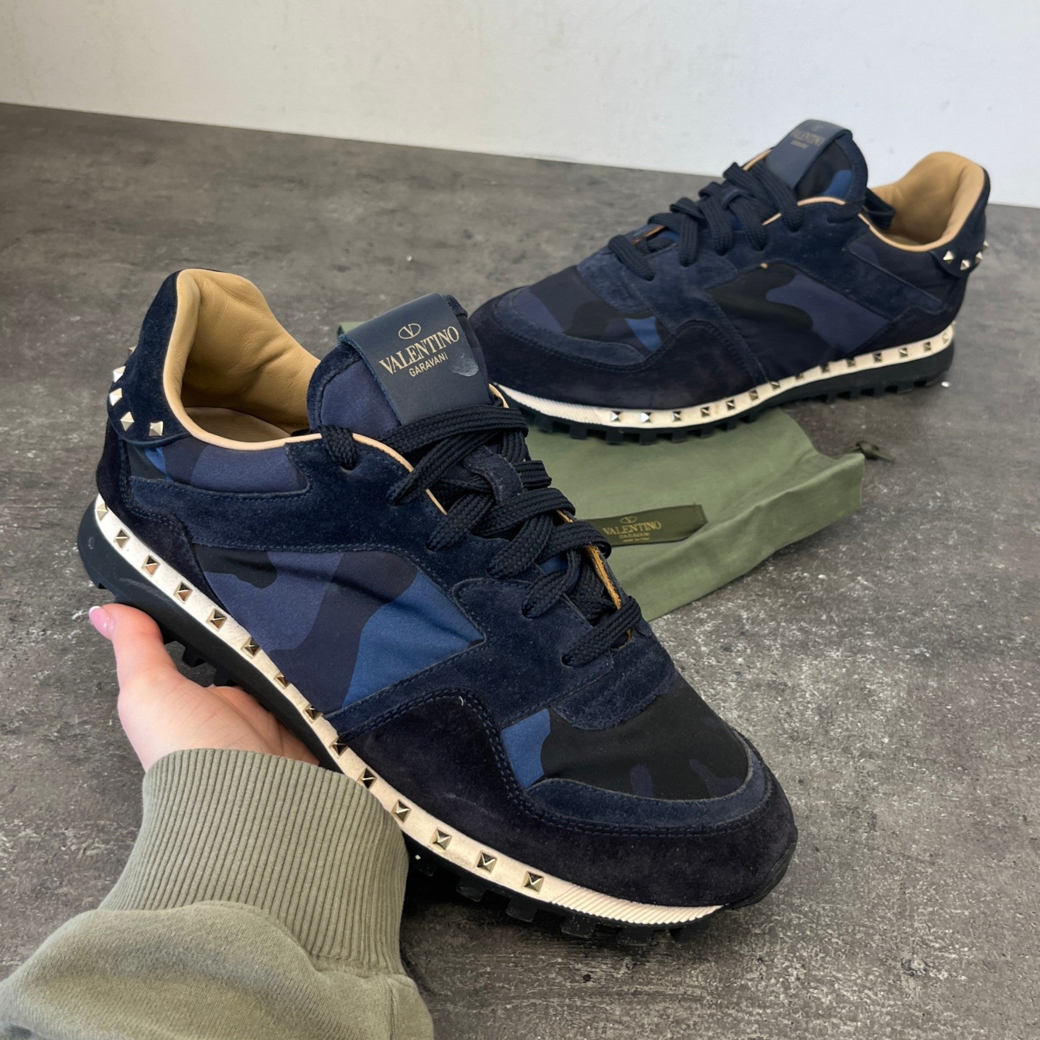 Men's Rockstud Camouflage Low Trainers Navy Size EU 41 / UK 7