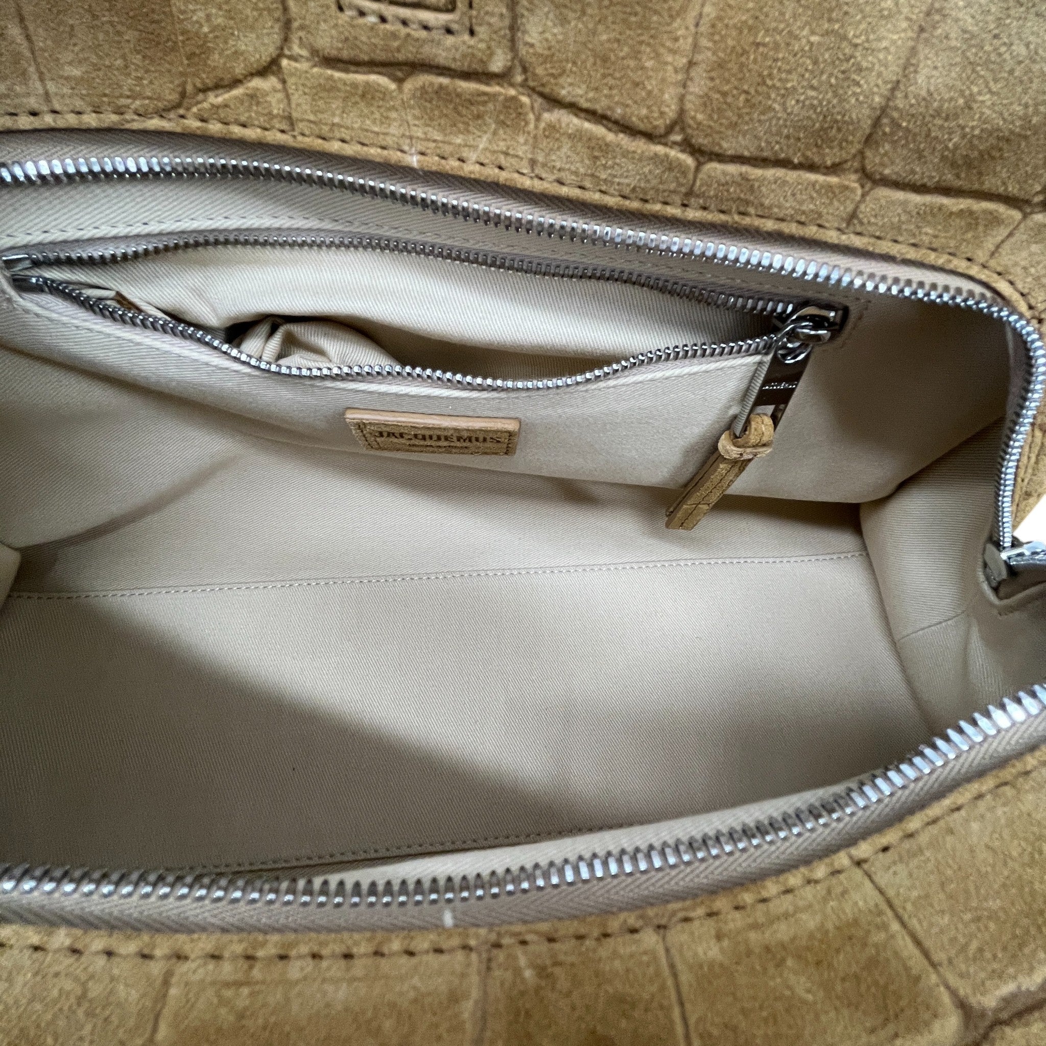 Women's Le Turismo Handbag Tan