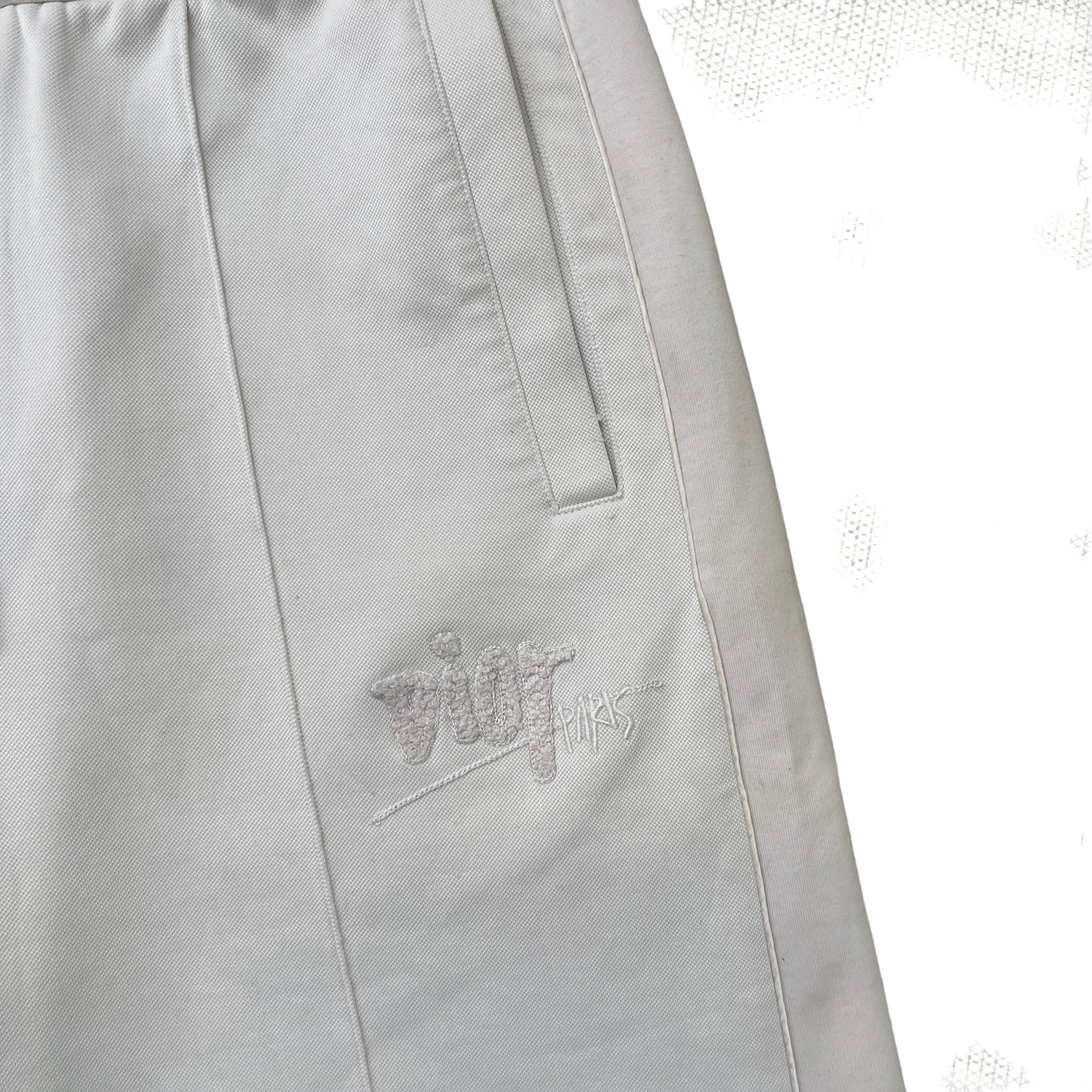 Men's Embroidered Logo Shorts White Size M