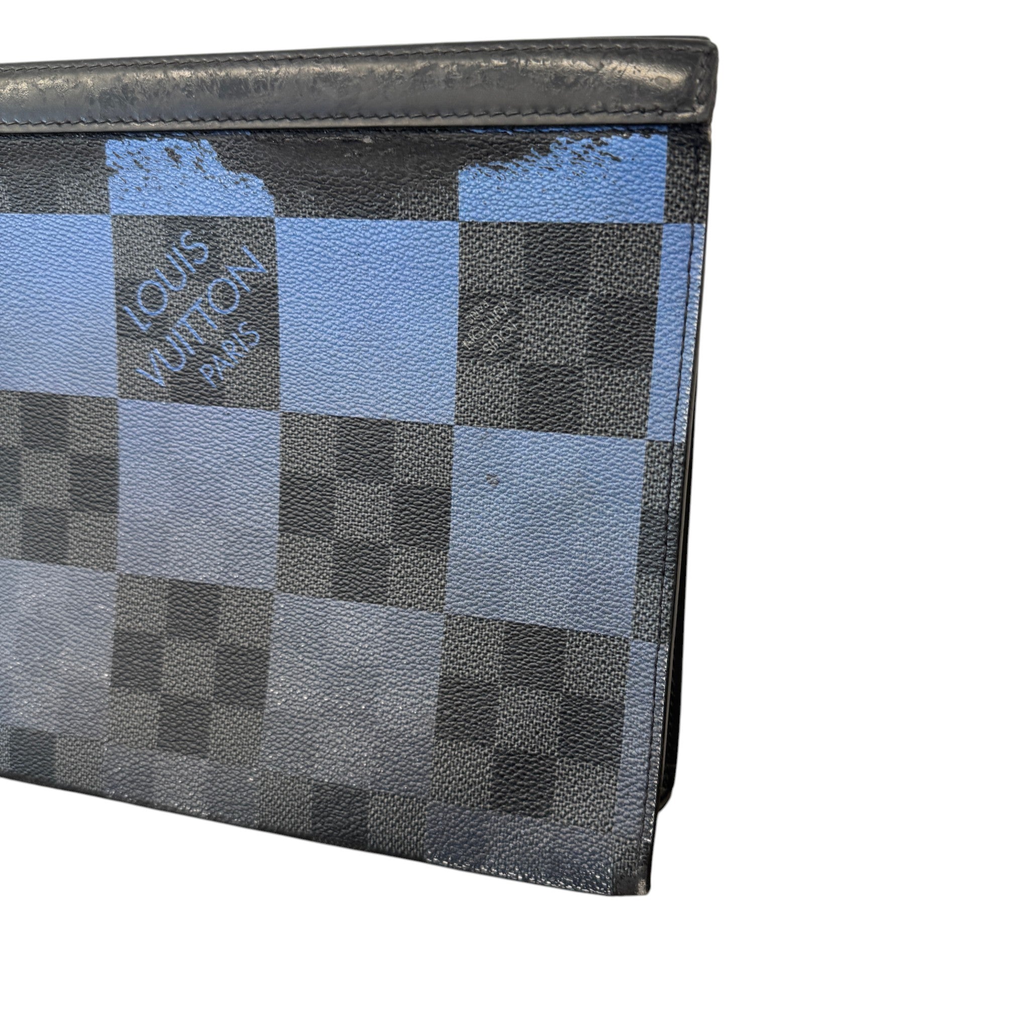 Men's Damier Graphite Giant Pochette Voyage Mm Pouch Black