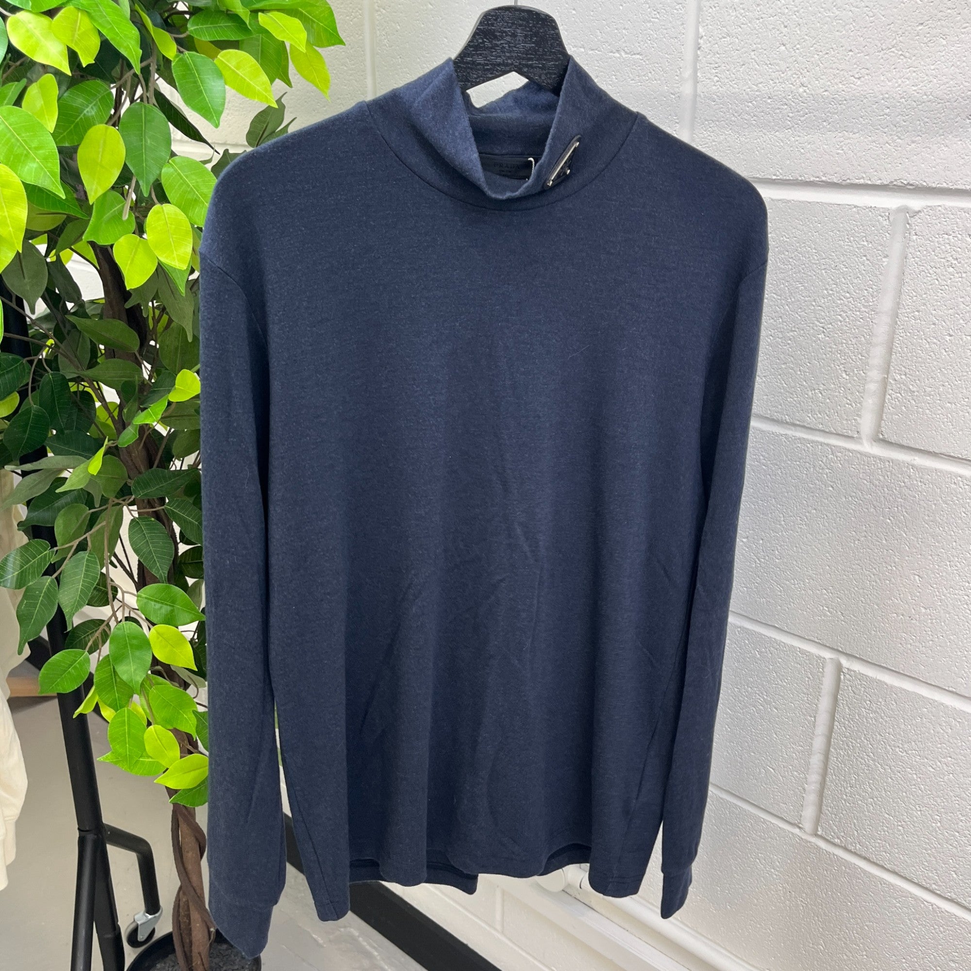 Men's Plaque Logo Sweatshirt Navy Size L