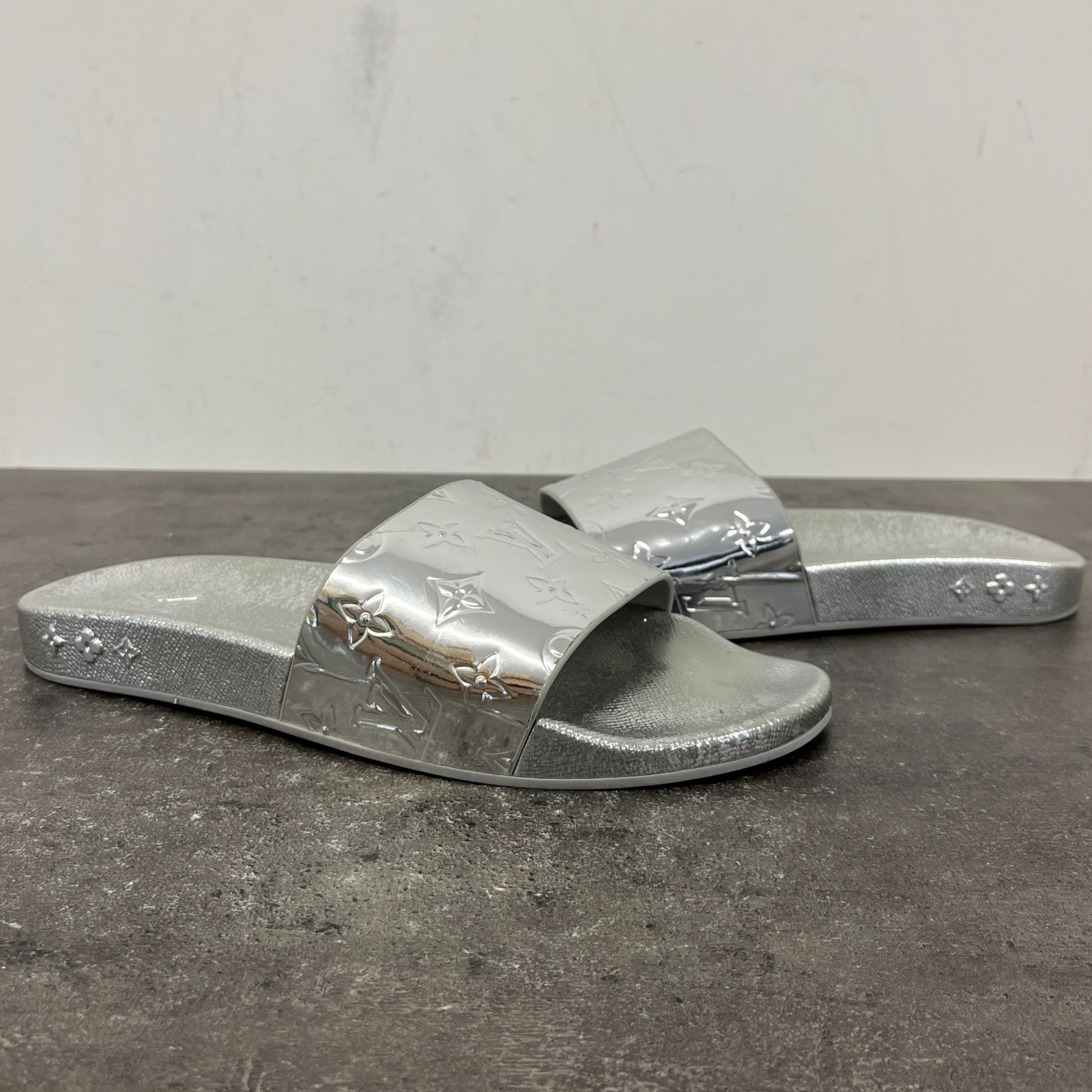 Men's Monogram Waterfront Slides Silver Size EU 42.5 / UK 8.5