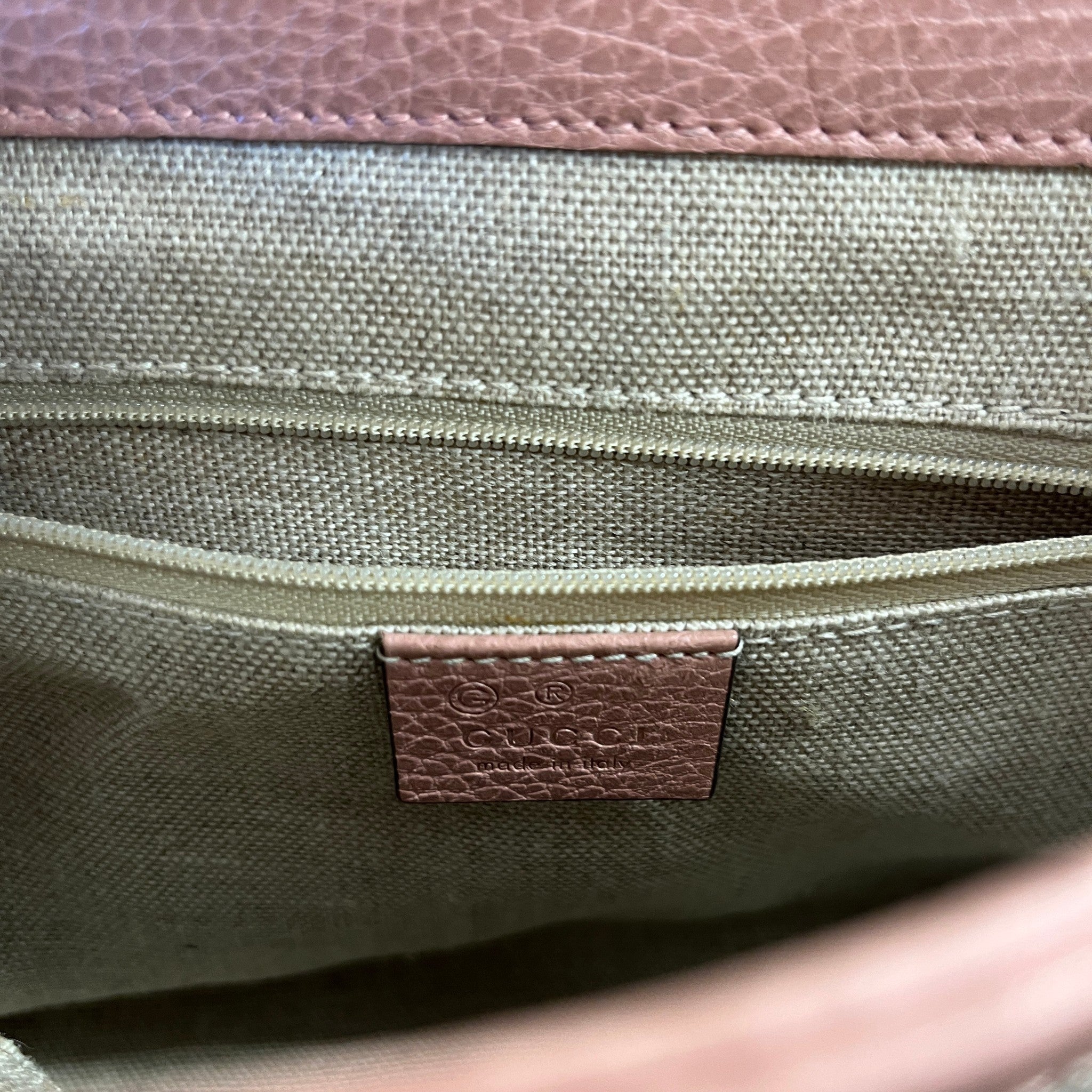Women's Interlocking G Small Bag Pink