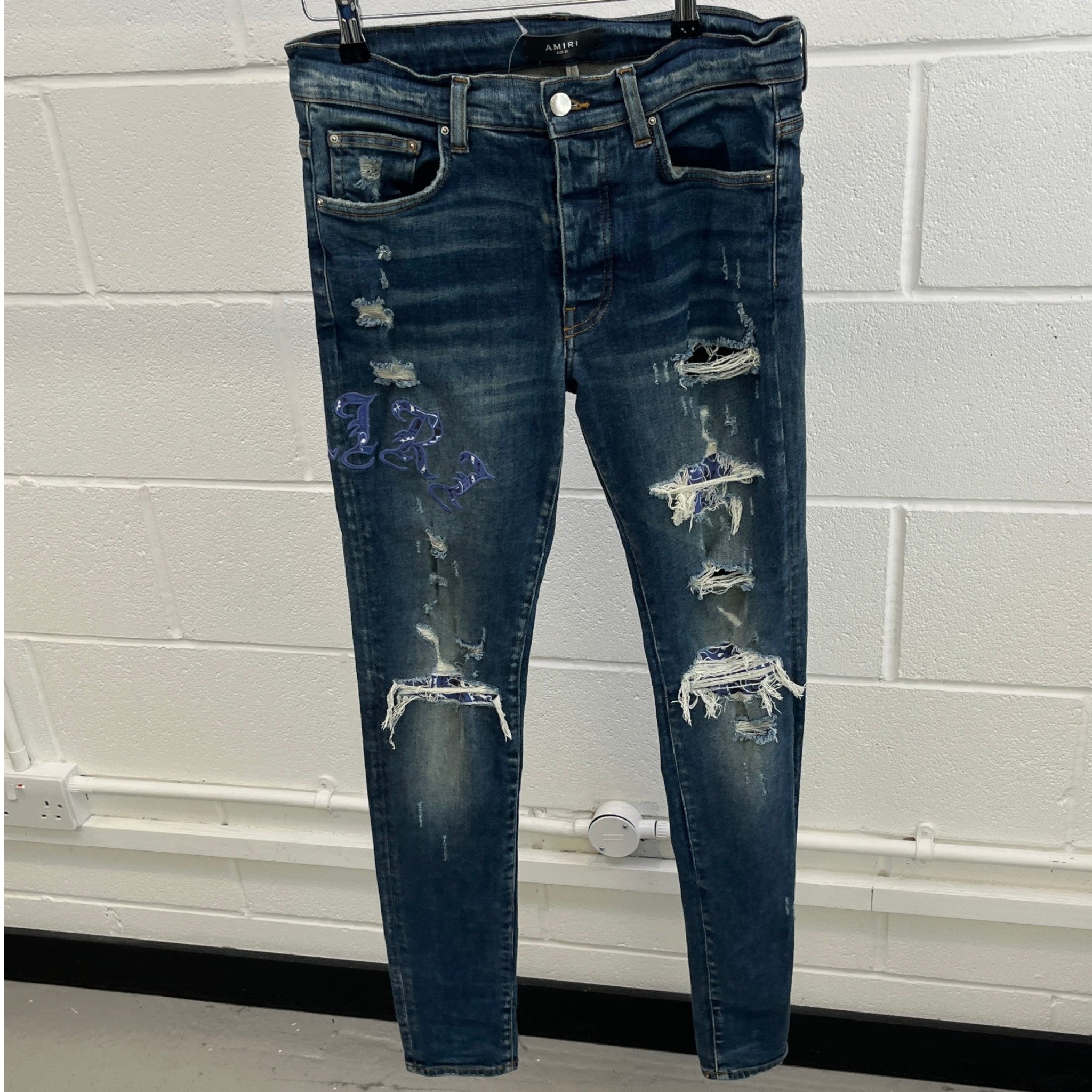 Men's Embroidered Logo Jeans Blue Size Waist 31"