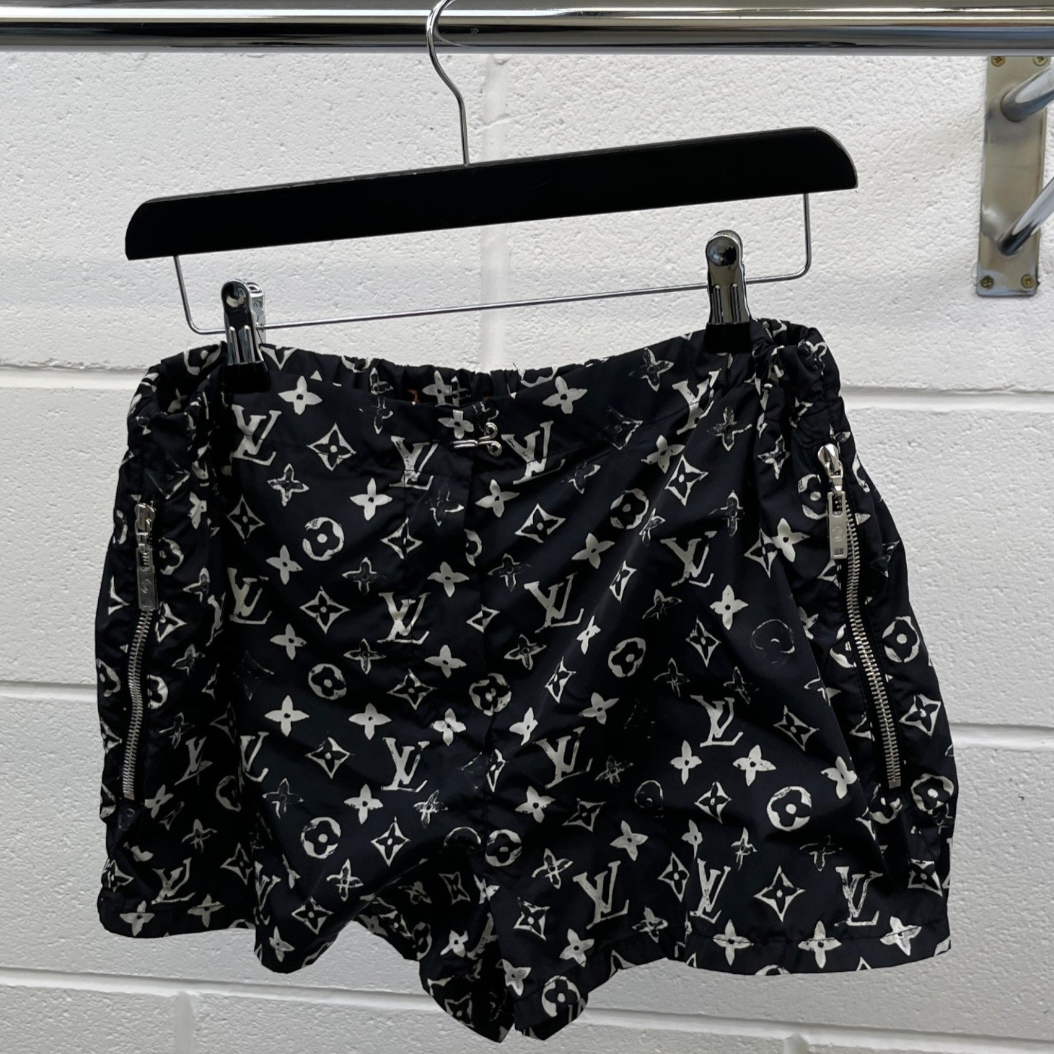 Women's Stencil Effect Monogram Shorts Black Size FR 40 / UK 12