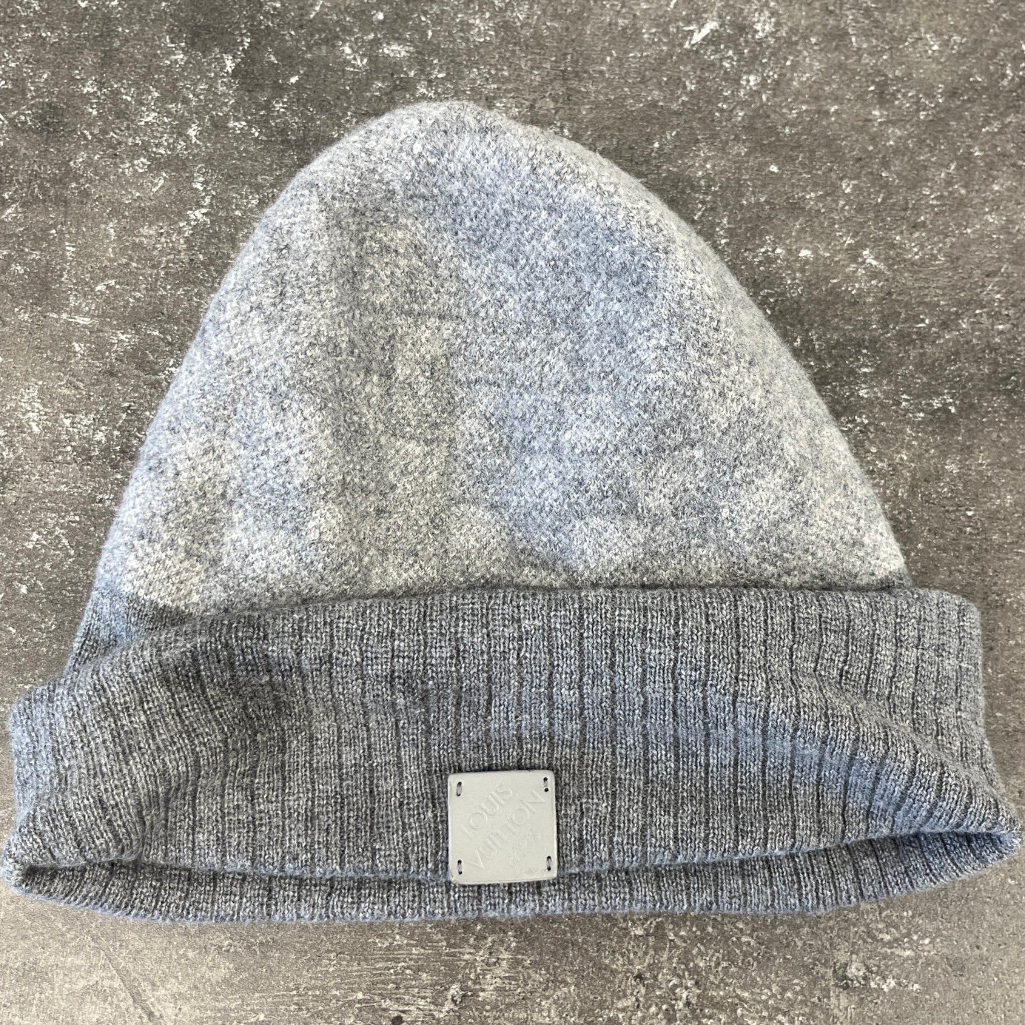 Men's Damier Lv Hat Grey