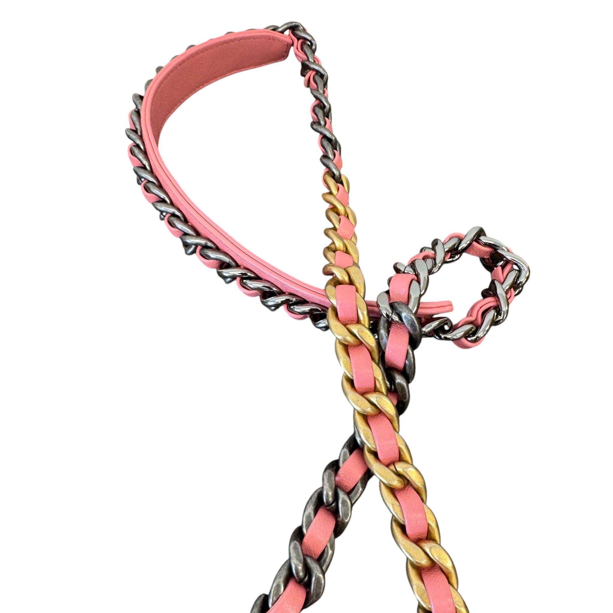 Women's 19 Wallet On Chain Woc Lambskin Bag Pink