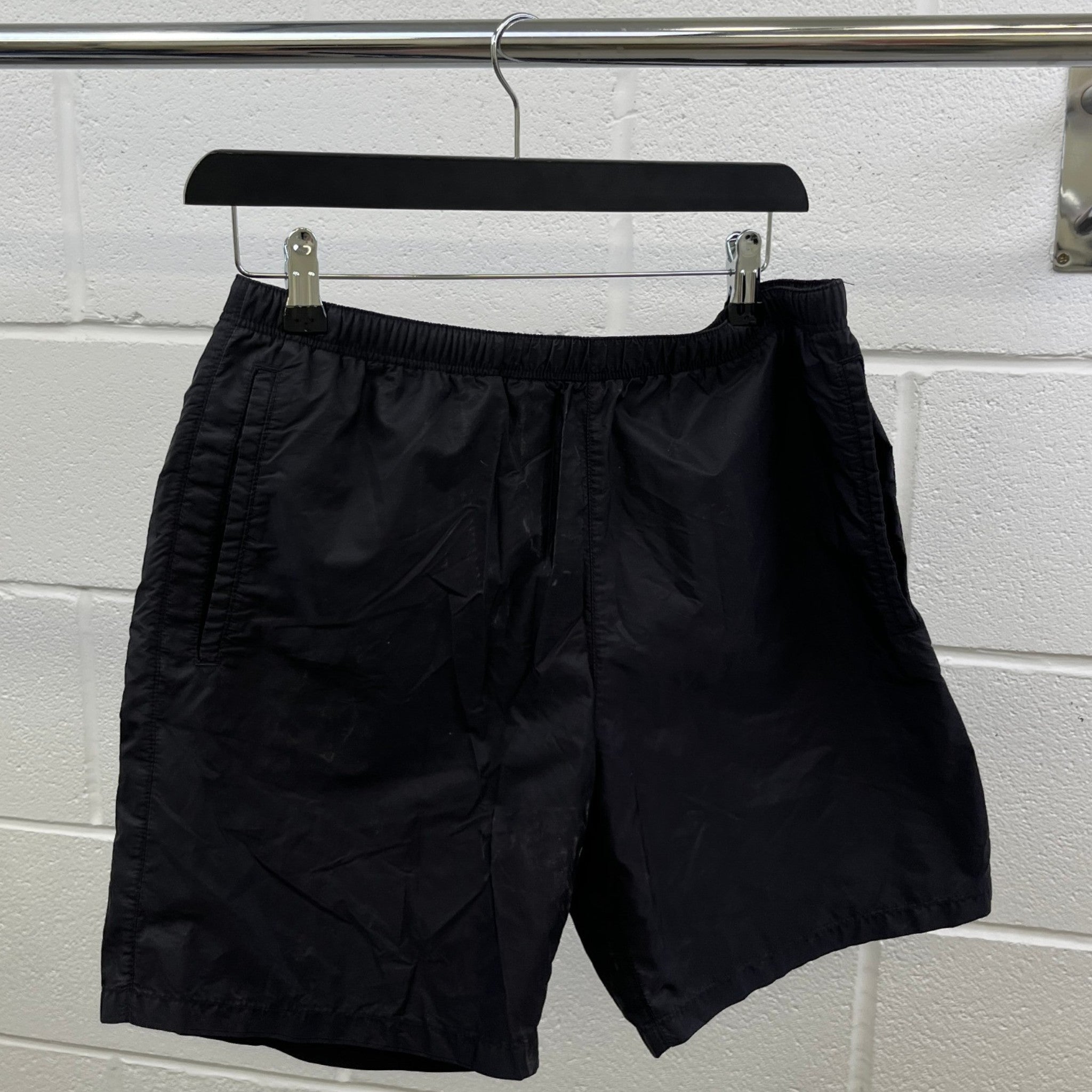 Men's Plaque Pocket Logo Swim Shorts Black Size W32 / IT 48