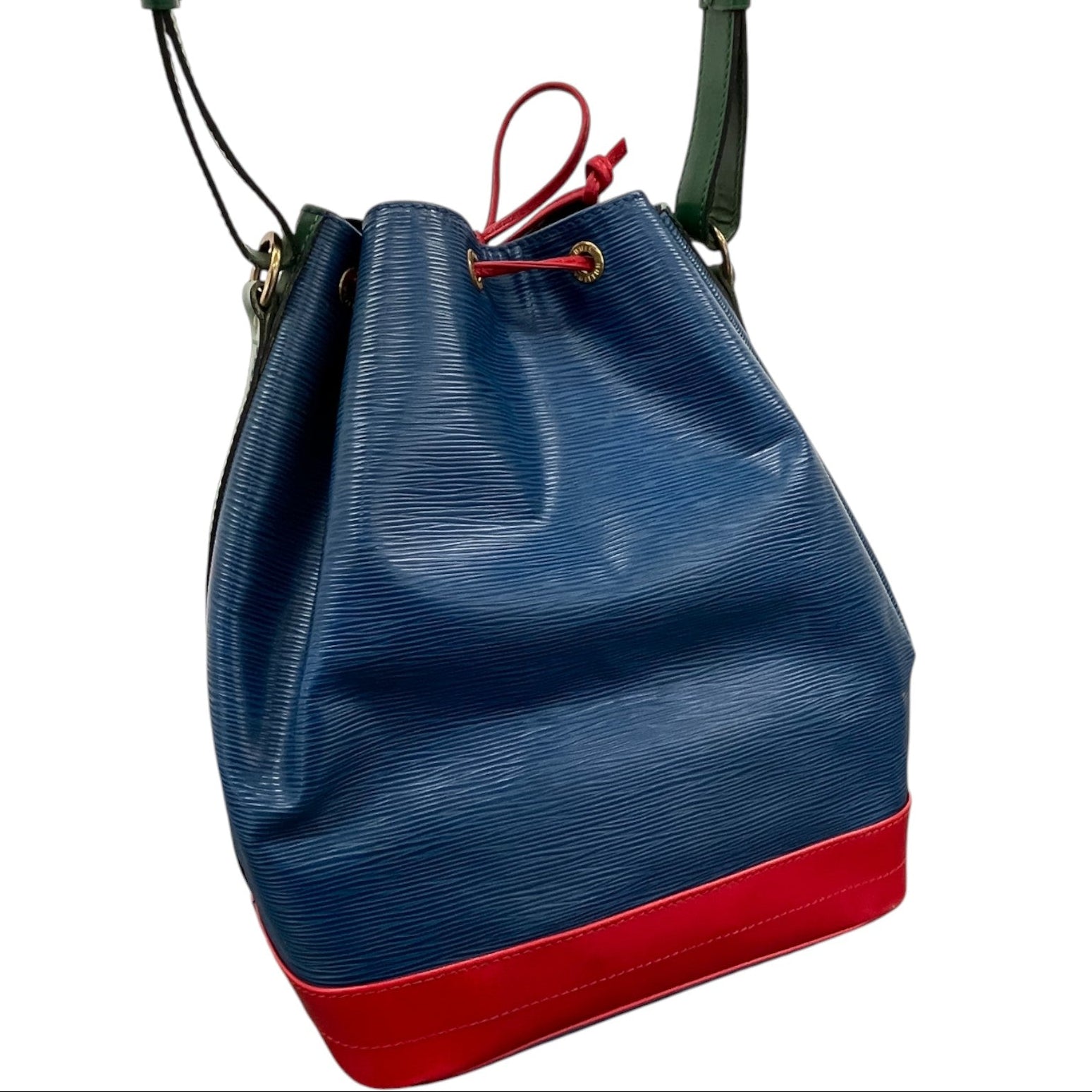 Women's Epi Leather Noé Mm Bag Blue