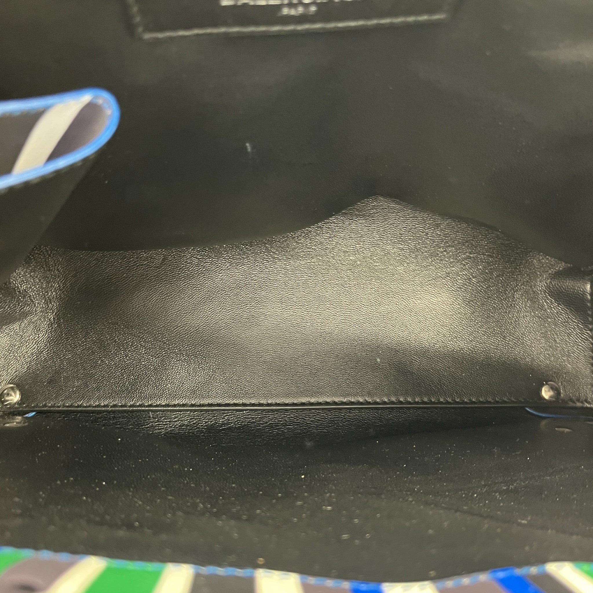 Women's Striped Papier B4 Zip Around Handbag Blue