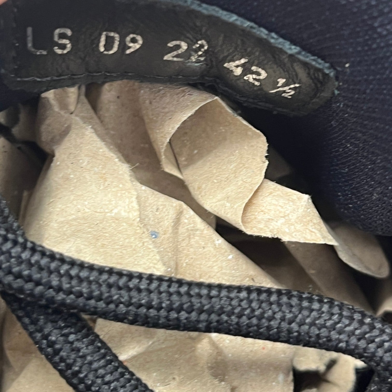Men's B22 Low Trainers Black Size EU 42.5 / UK 8.5
