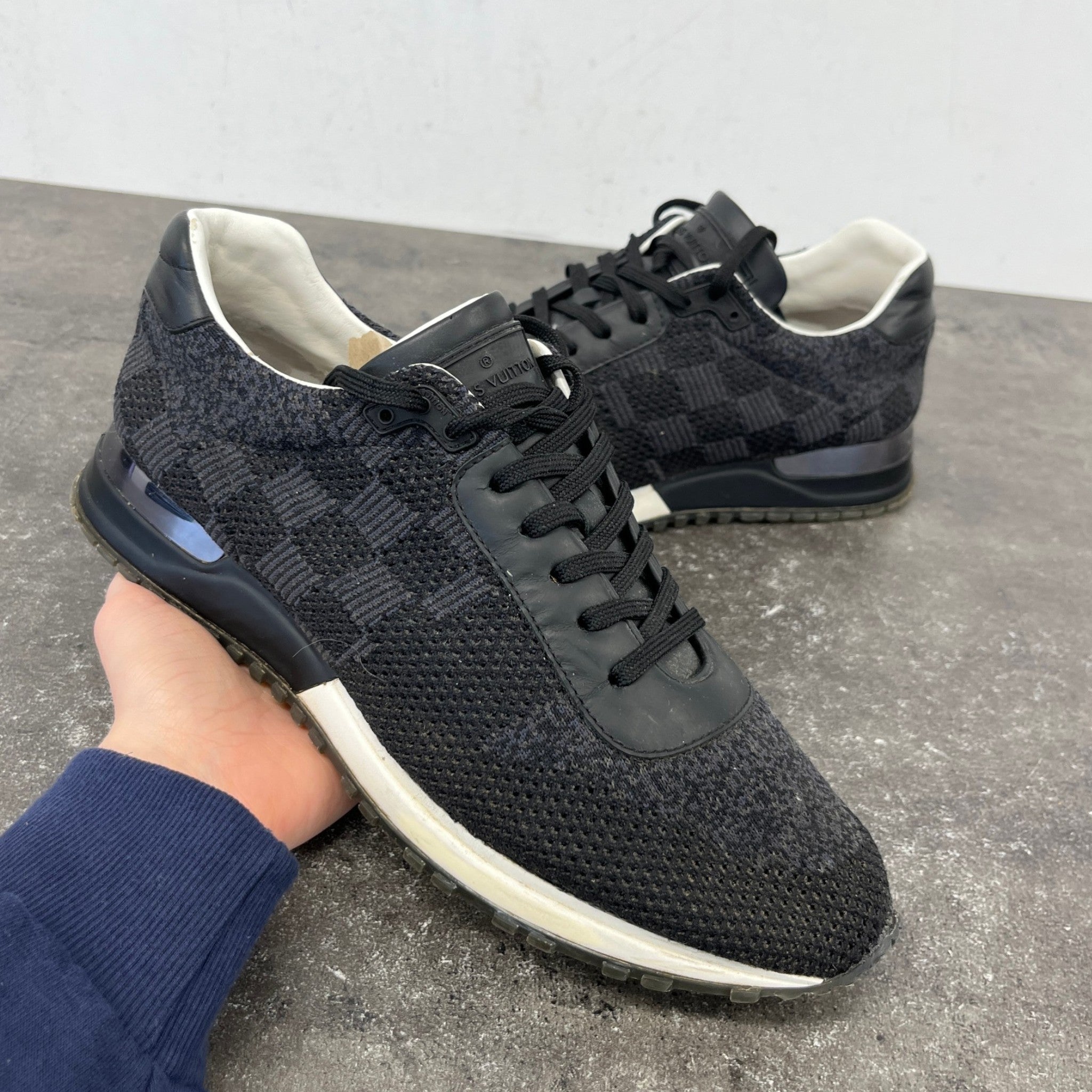 Men's Damier Run Away Low Trainers Black Size EU 41 / UK 7