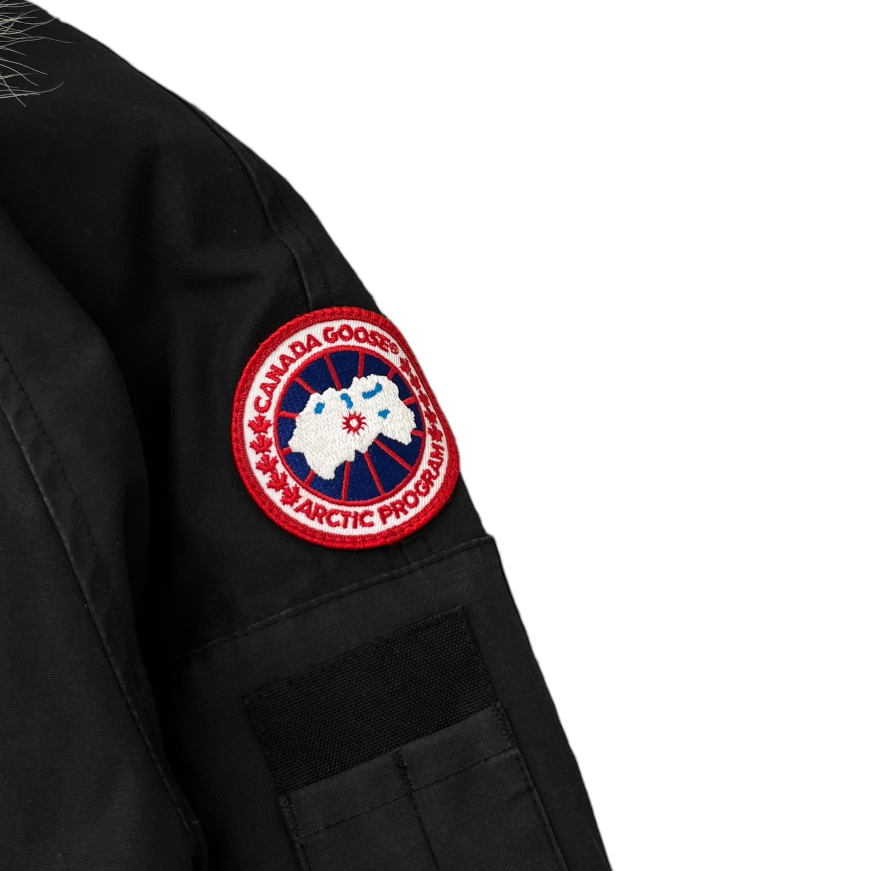 Women's Chilliwack Bomber Down Jacket Black Size XS