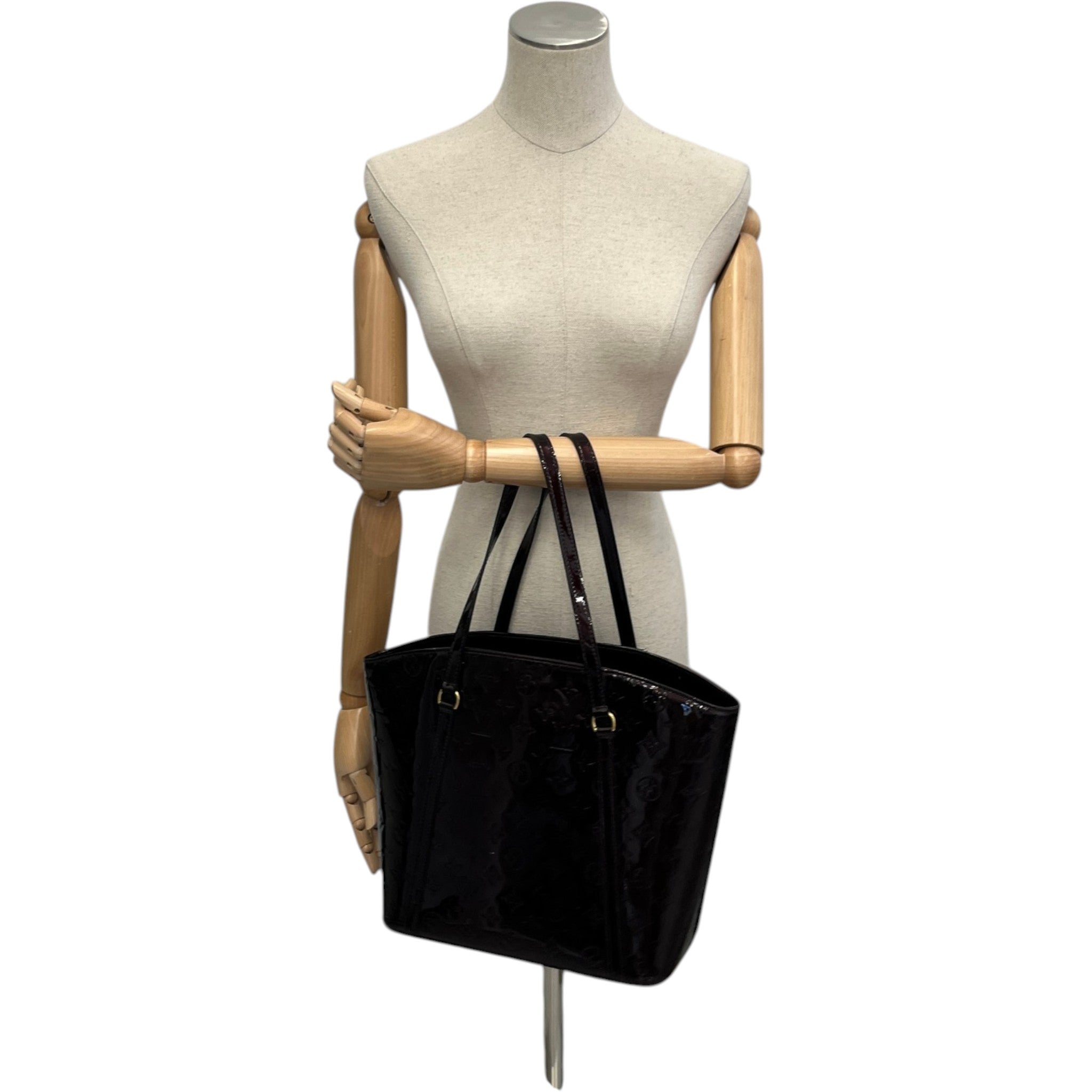 Women's Vernis Leather Avalon Gm Bag Burgundy
