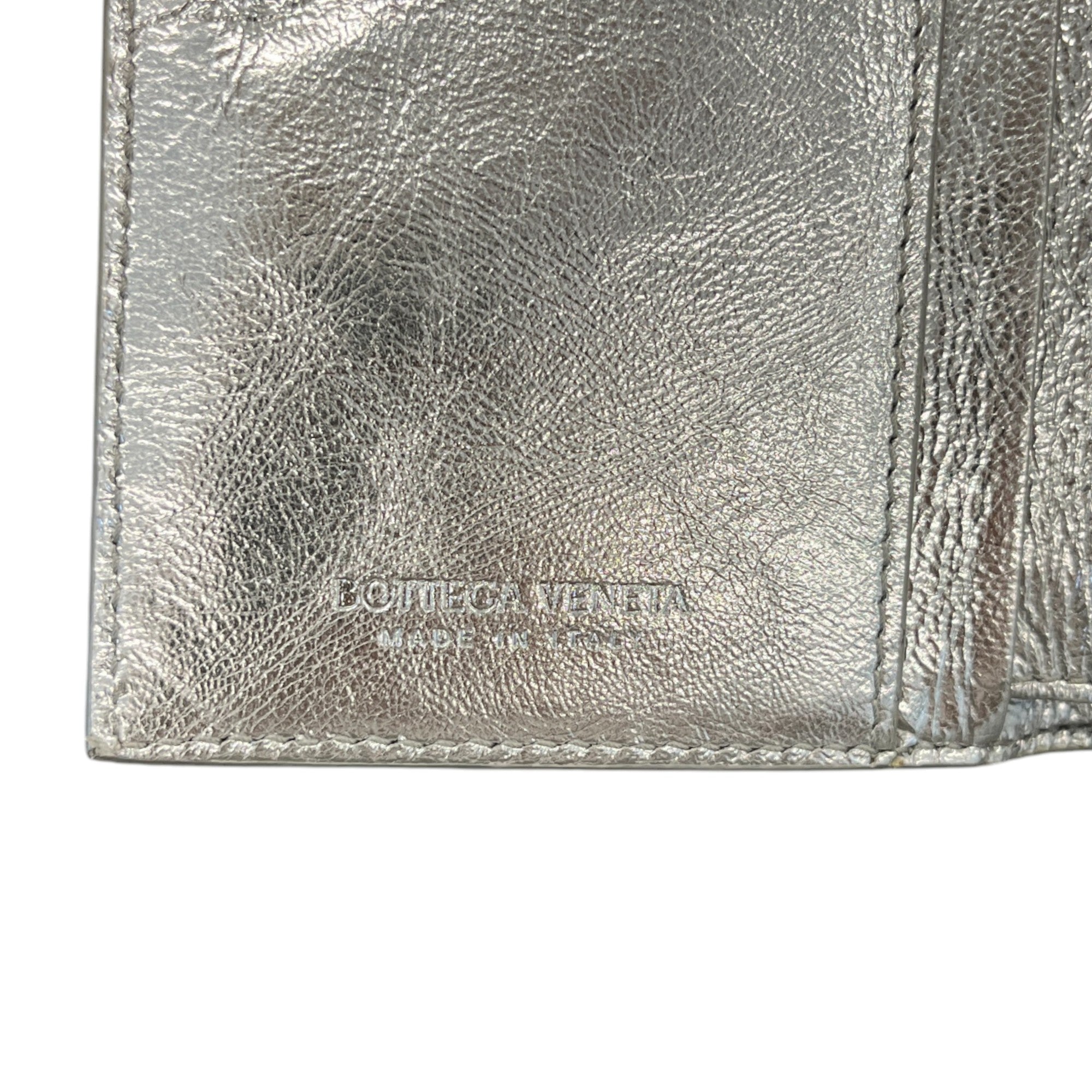 Women's Intrecciato Metallic Purse Silver