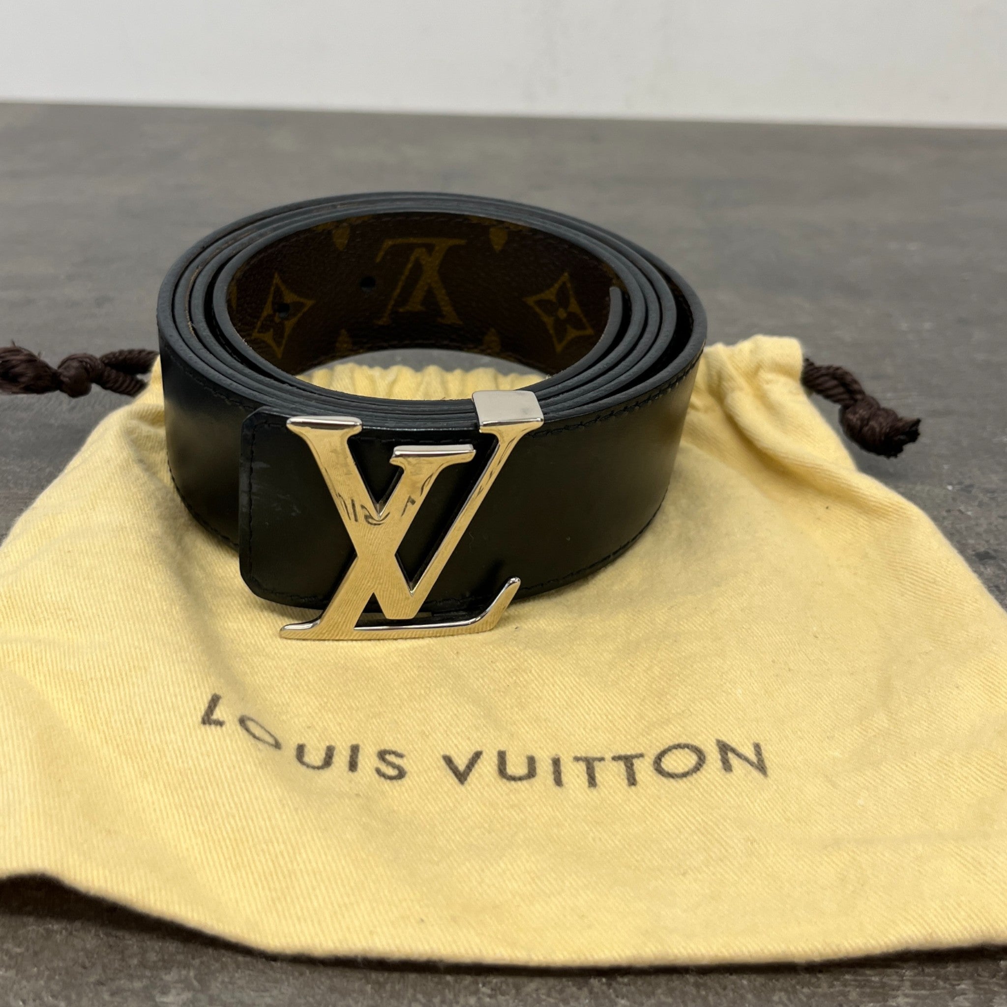 Men's Lv Reversible Belt Brown Size Waist 42"