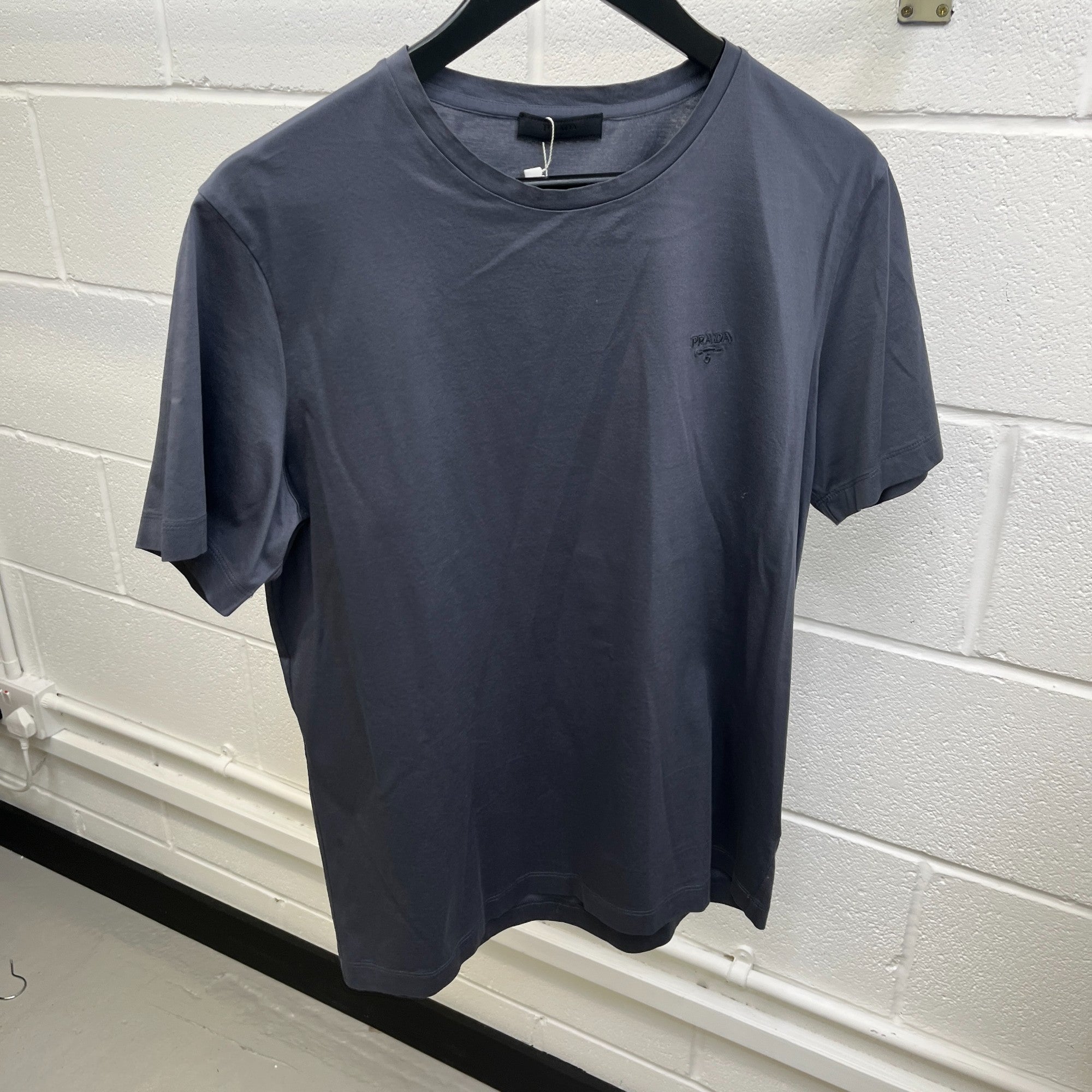 Men's Embroidered Logo T-Shirt Charcoal Size XL