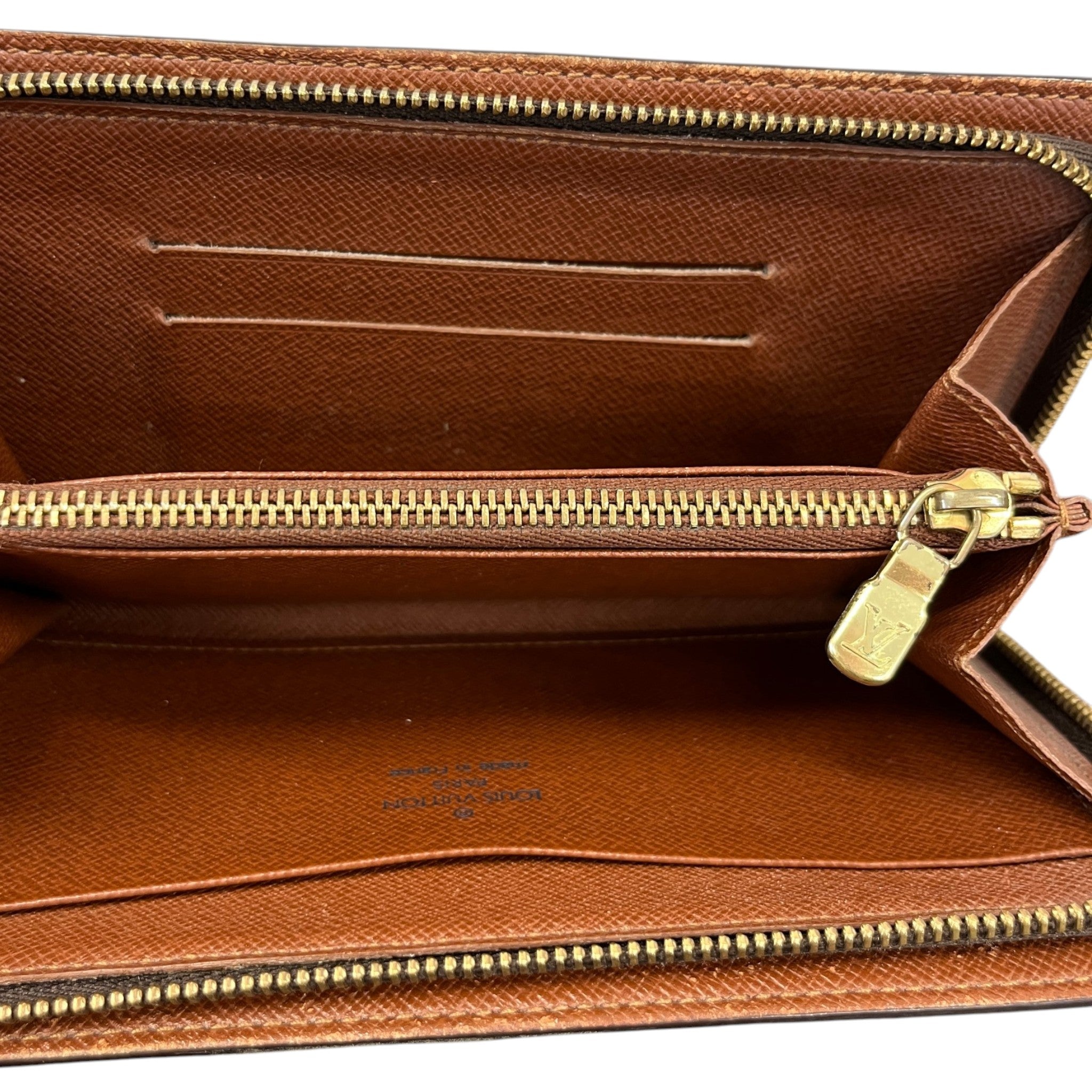 Women's Zippy Wallet Brown
