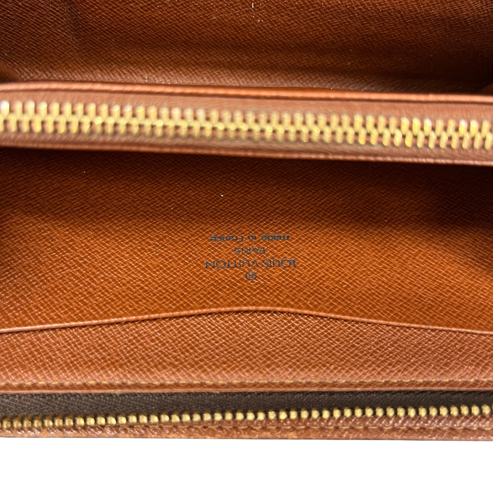 Women's Zippy Wallet Brown