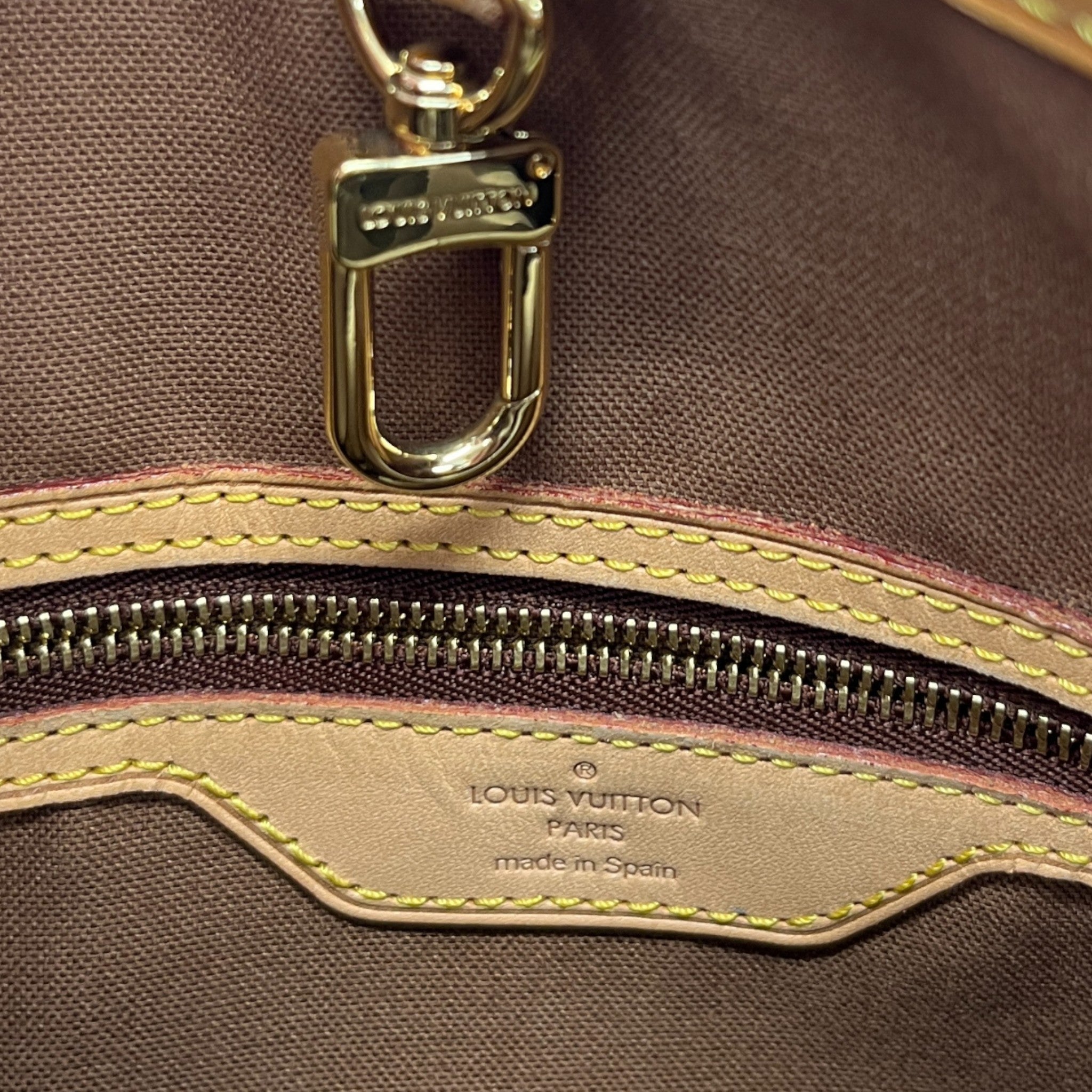 Women's Monogram Batignolles Handbag Brown