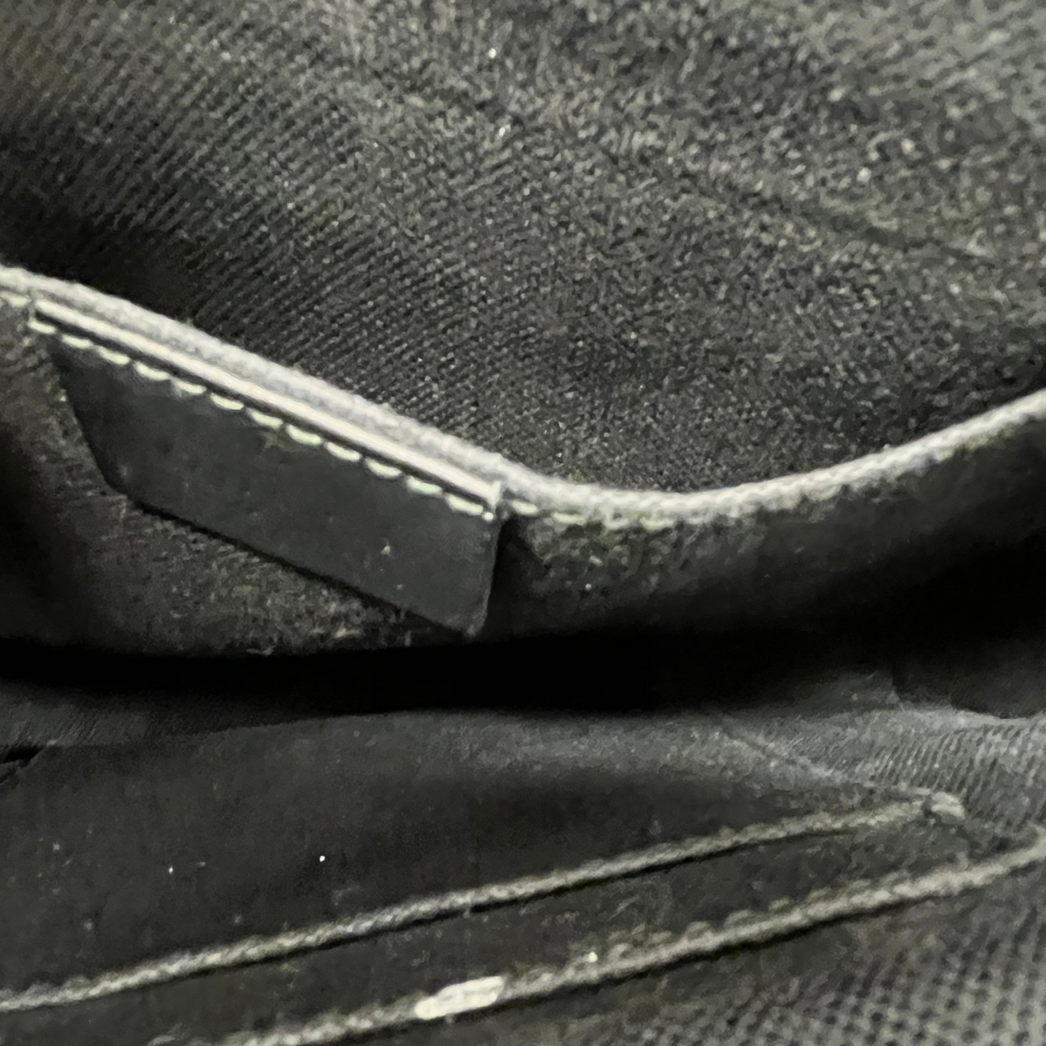 Men's Gg Supreme Messenger Bag Grey