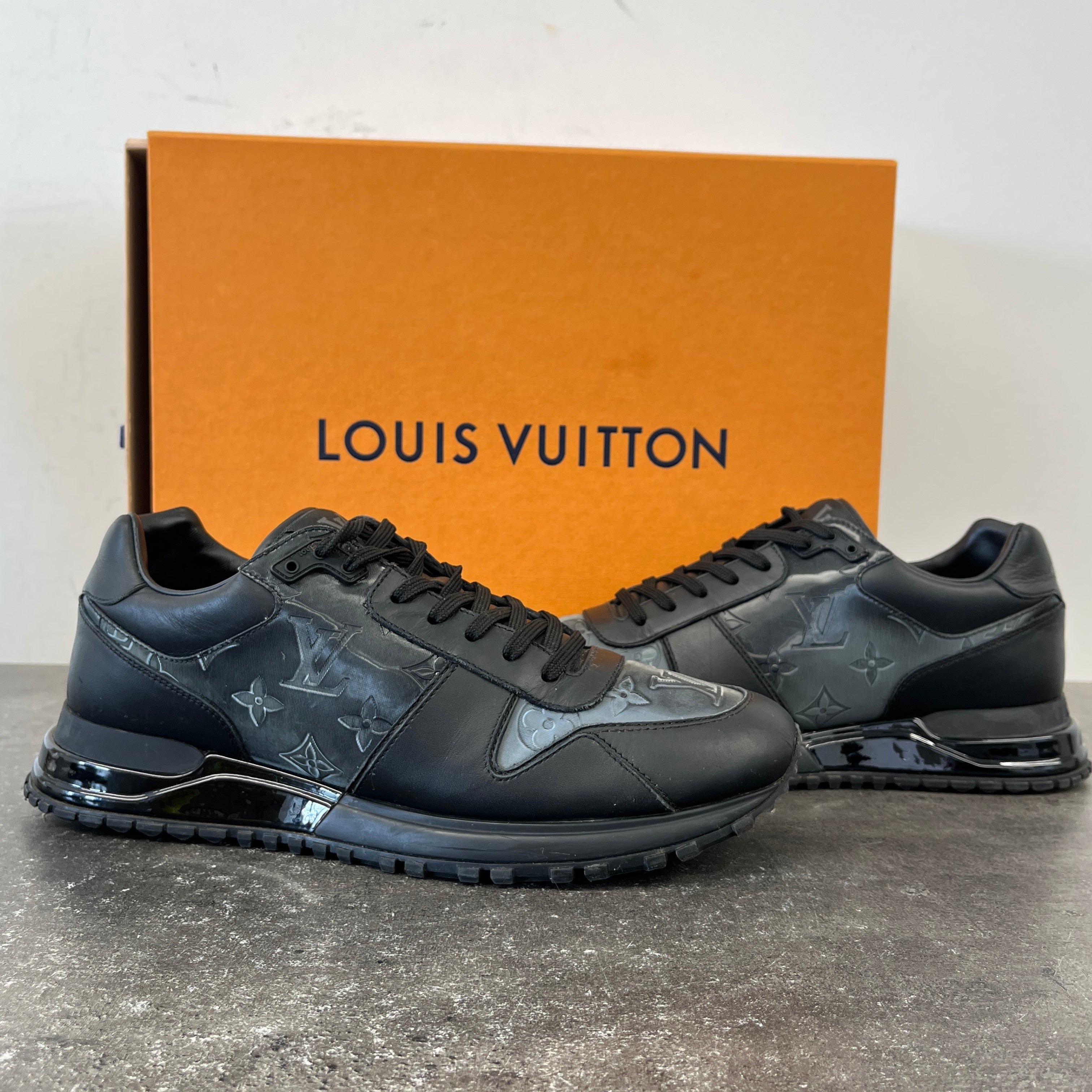 Men's Runaway Low Trainers Black Size EU 39.5 / UK 5.5