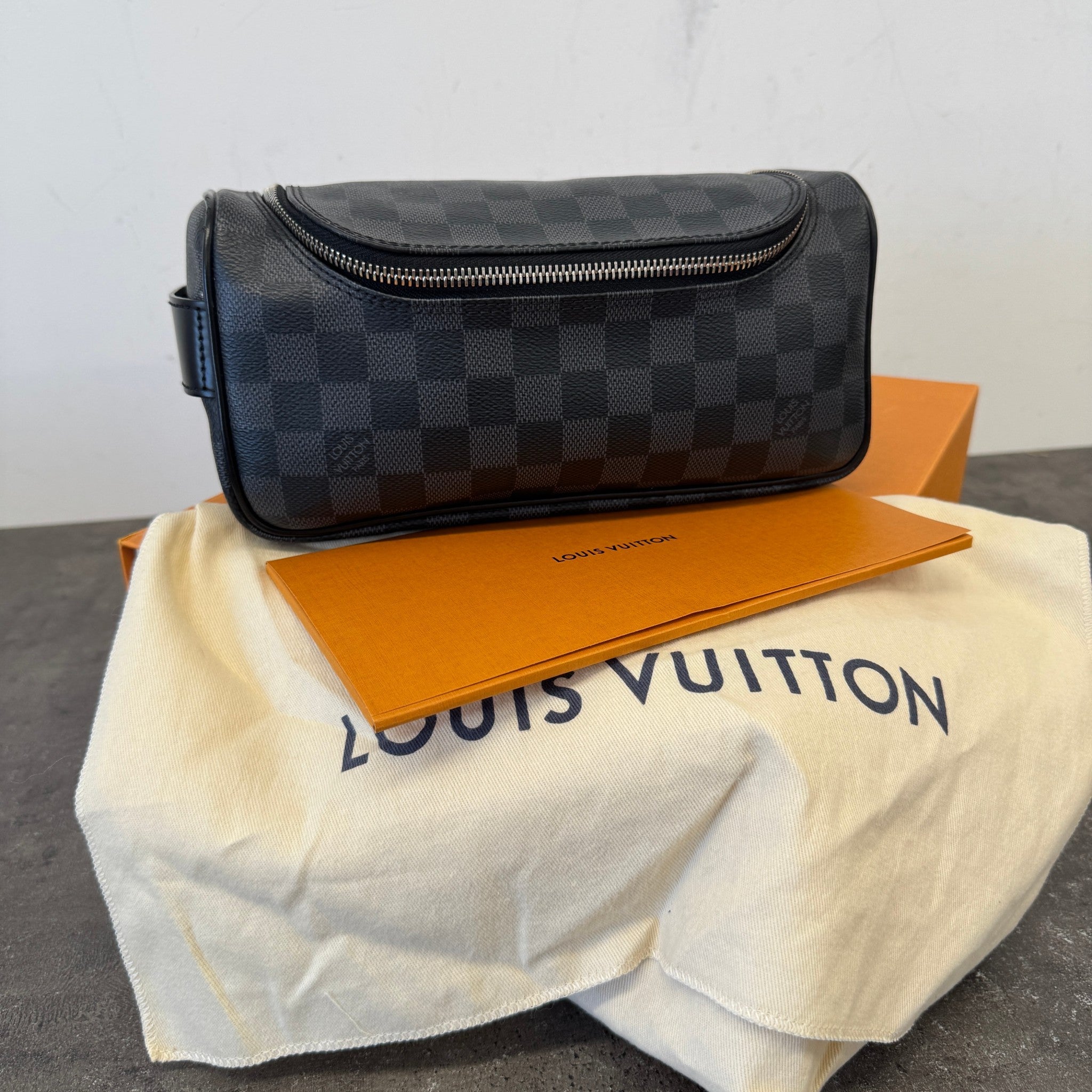 Men's Damier Graphite Toiletry Bag Black