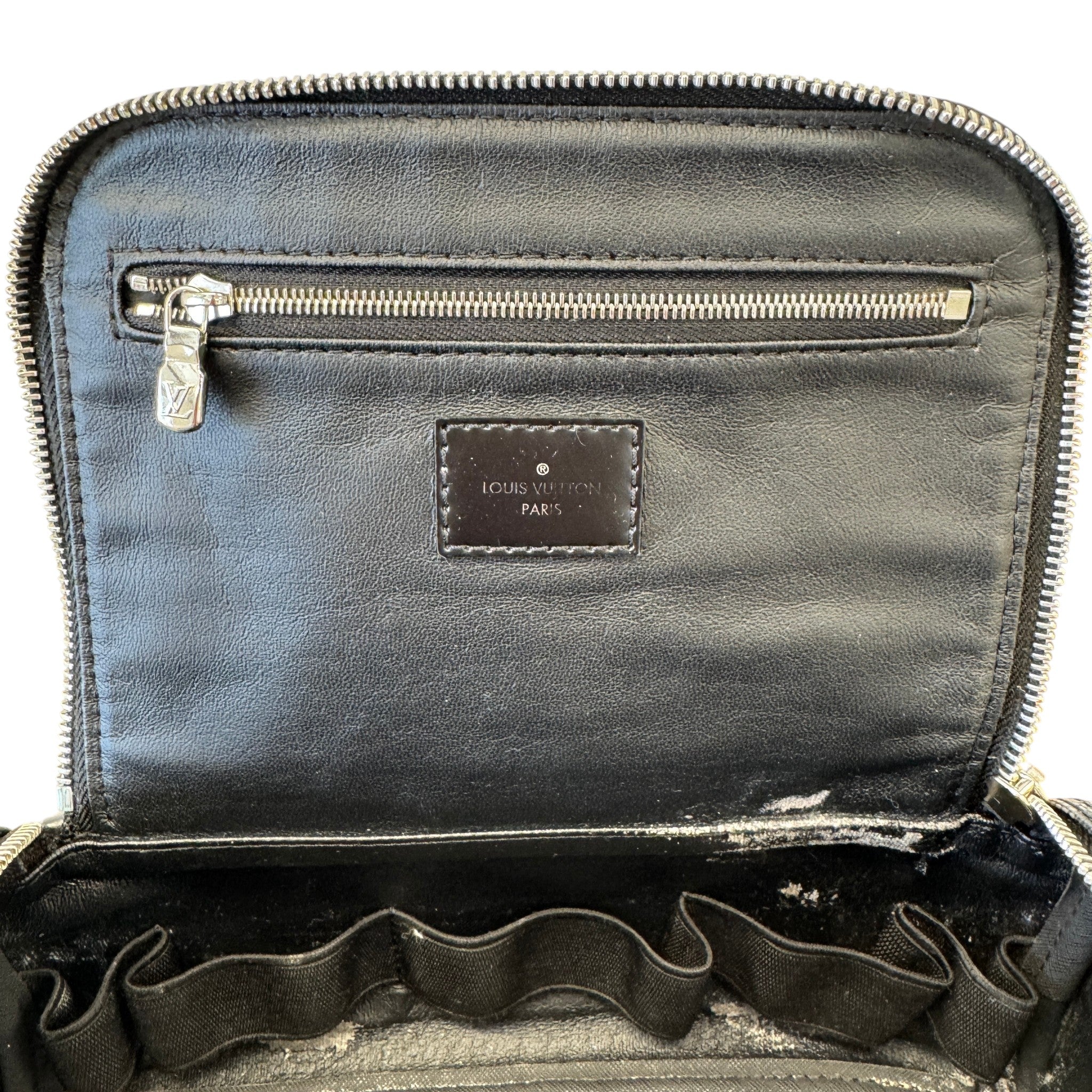 Men's Damier Graphite Toiletry Bag Black
