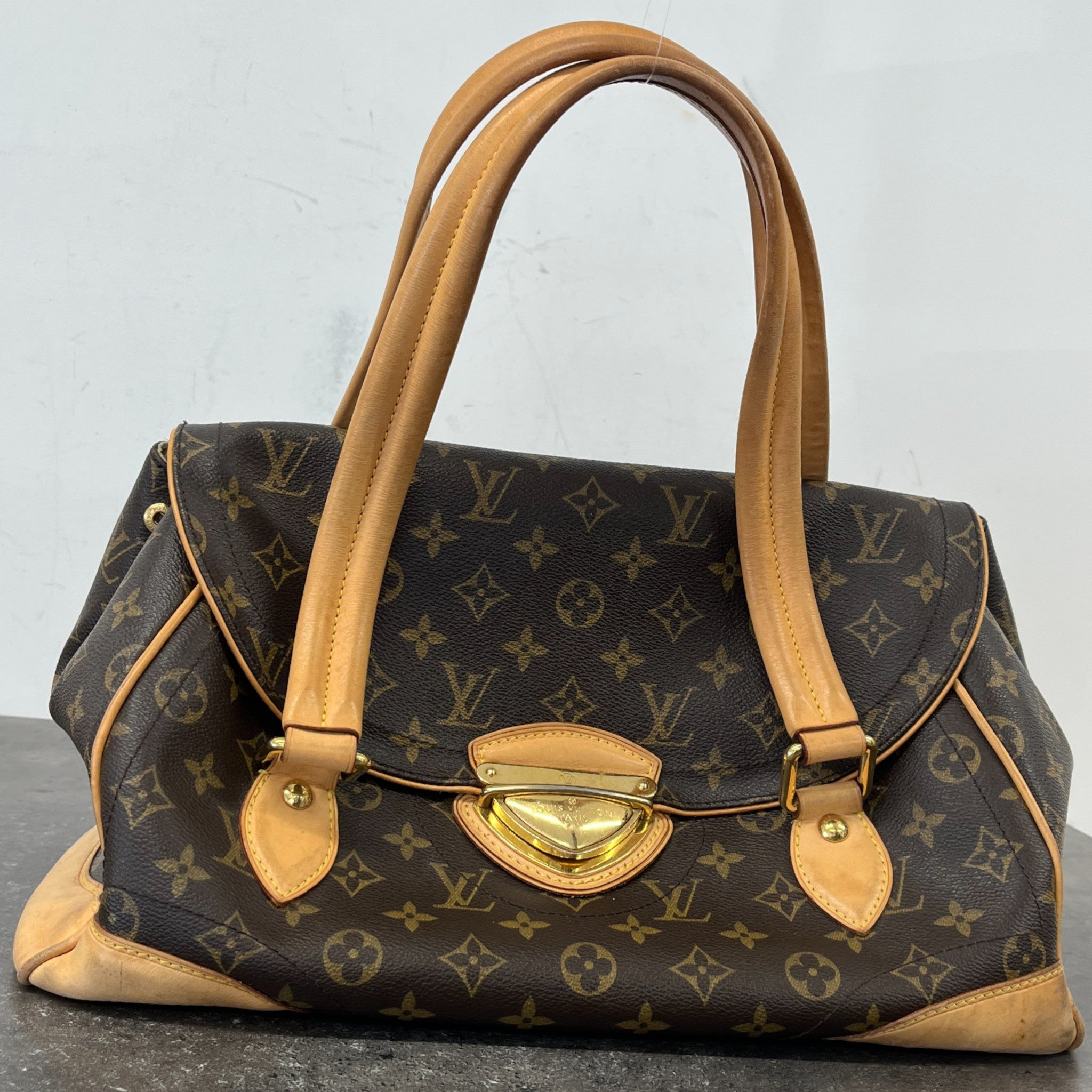 Women's Monogram Beverly Gm Handbag Brown