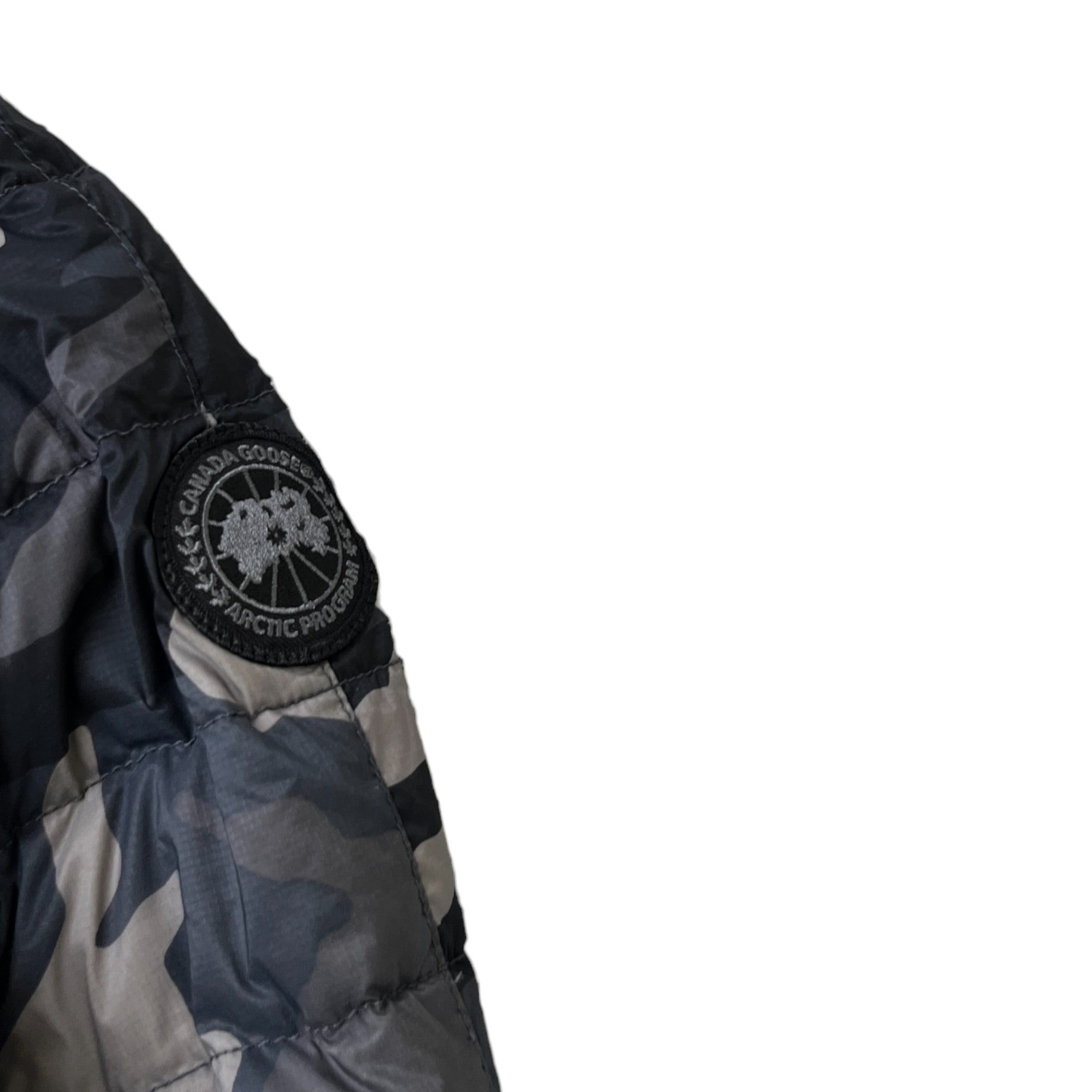 Women's Montgomery Camo Down Jacket Black Size M