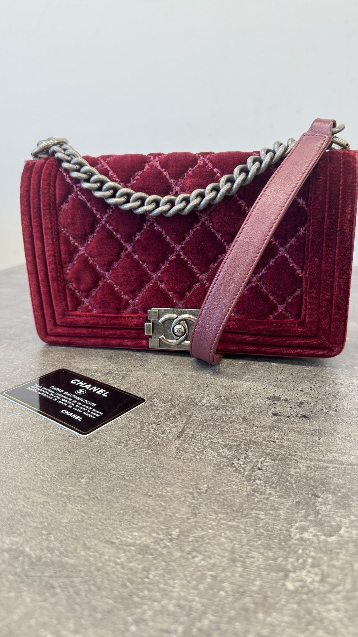 Women's Boy Medium Velvet Bag Burgundy