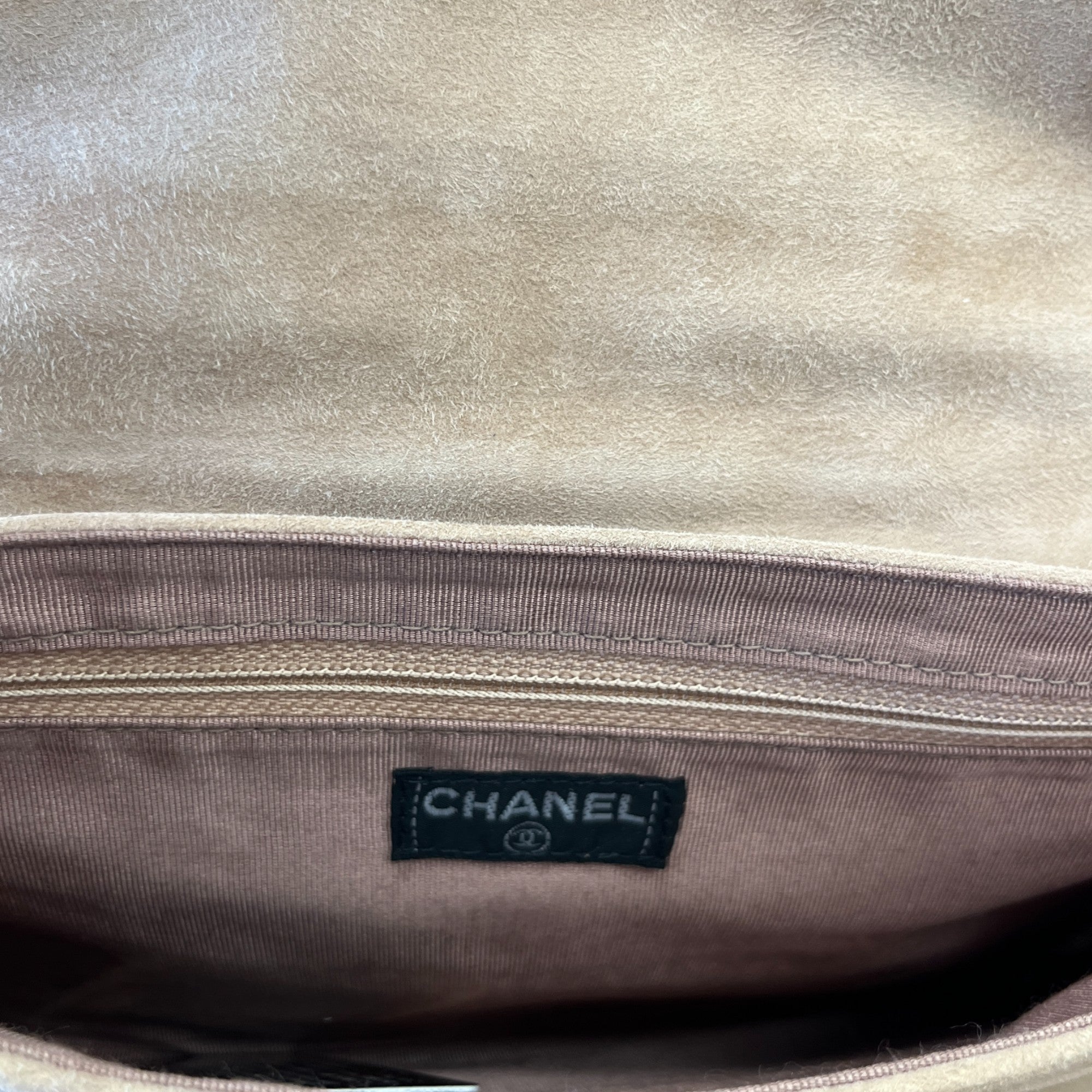 Women's Vintage Suede 2.55 Reissue Flap Handbag Beige