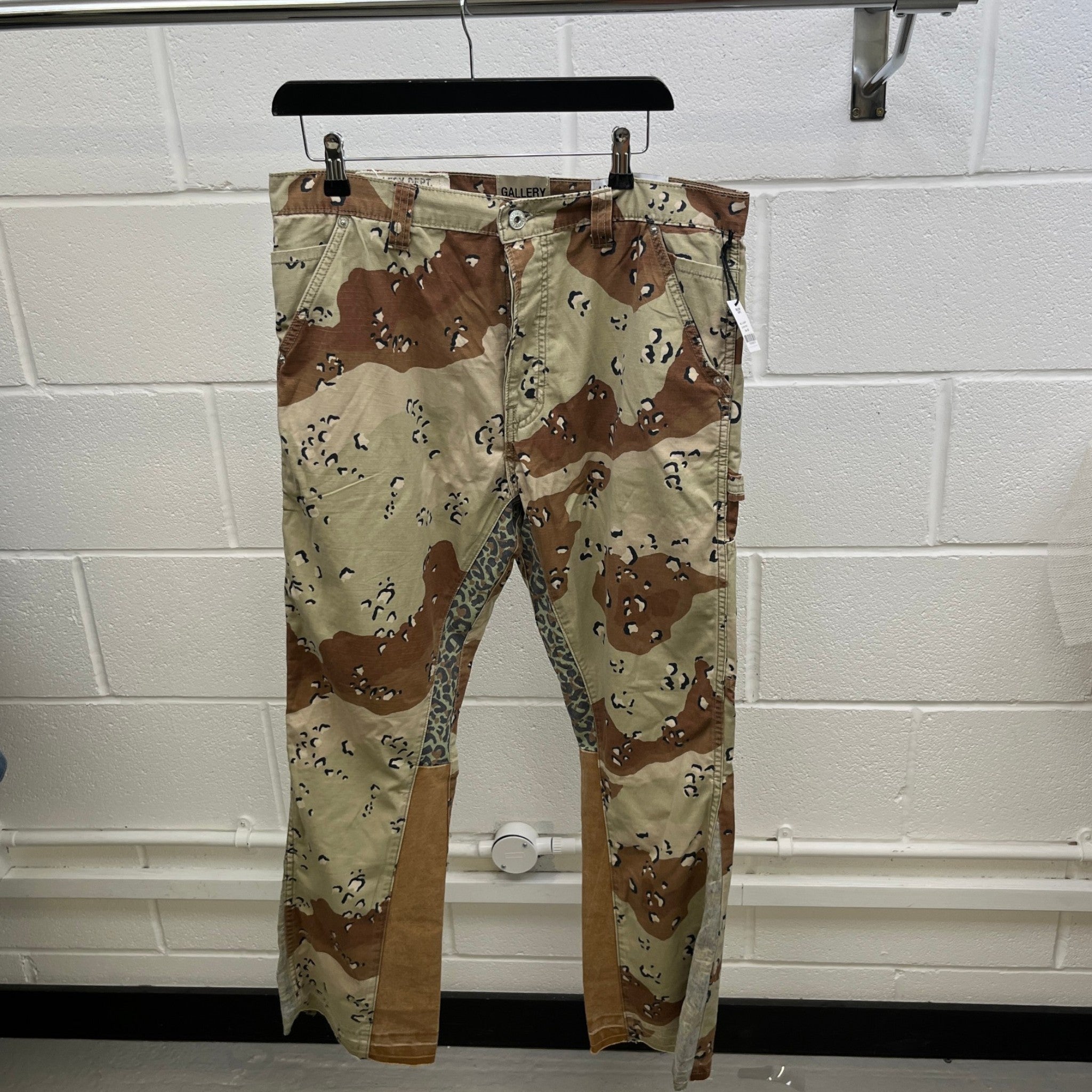 Men's La Flare Trousers Brown Size Waist 34"