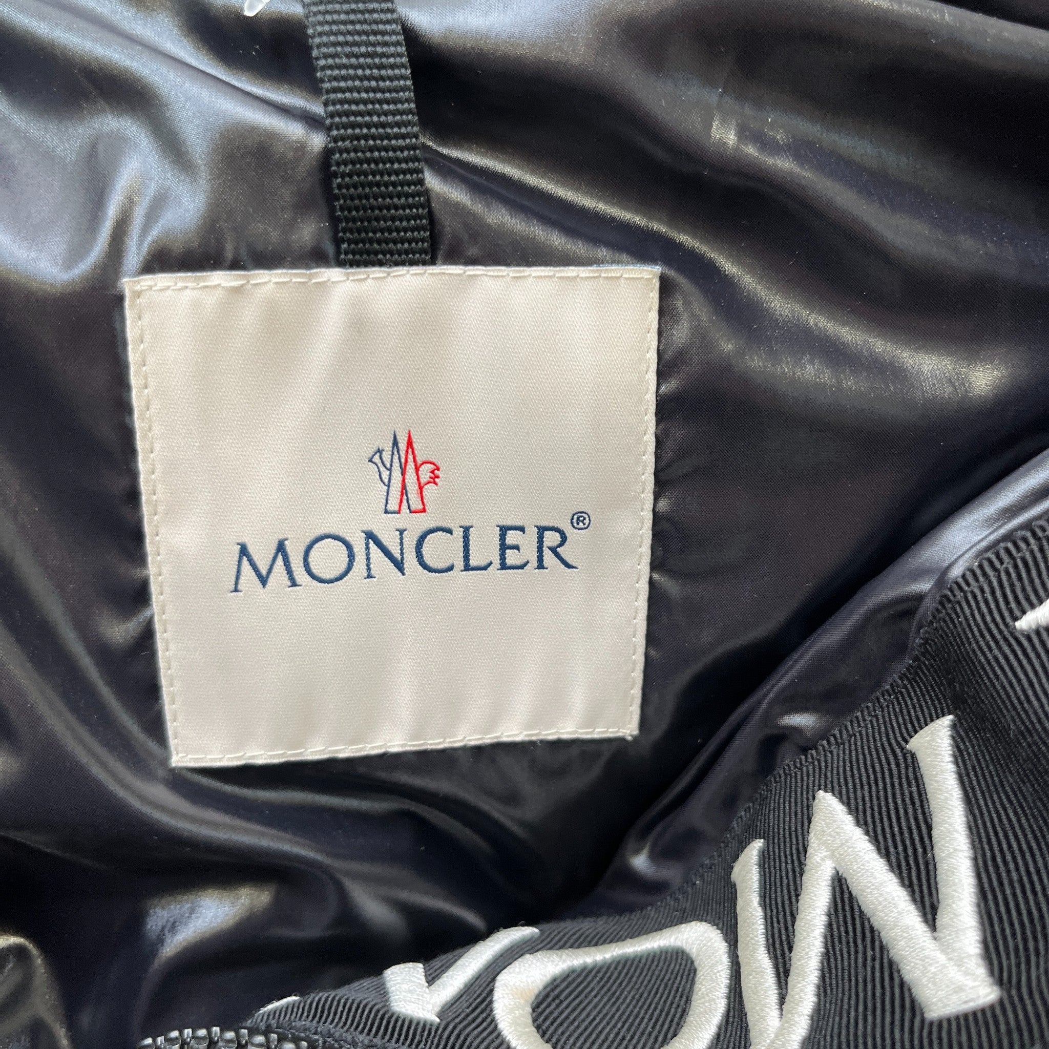 Men's Montcla Down Jacket Black Size 3 / L