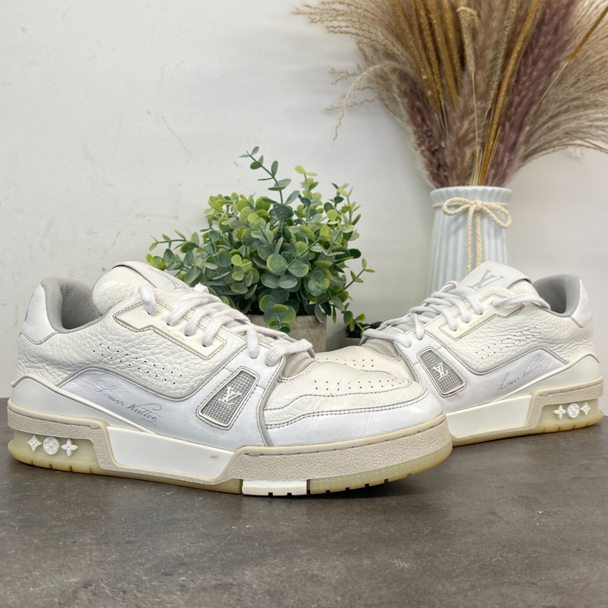 Men's Lv Low Trainers White Size EU 40 / UK 6