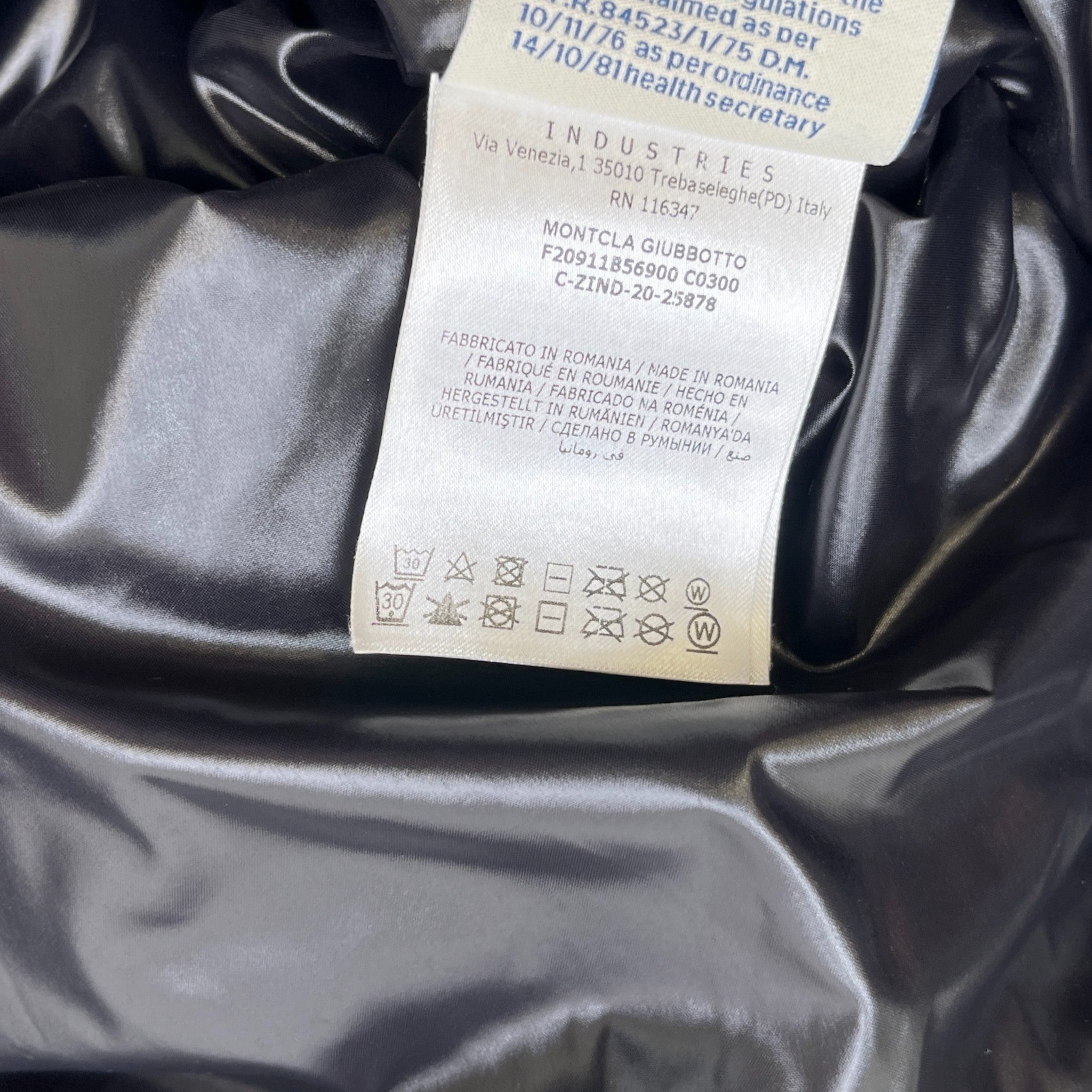 Men's Montcla Down Jacket Black Size 3 / L