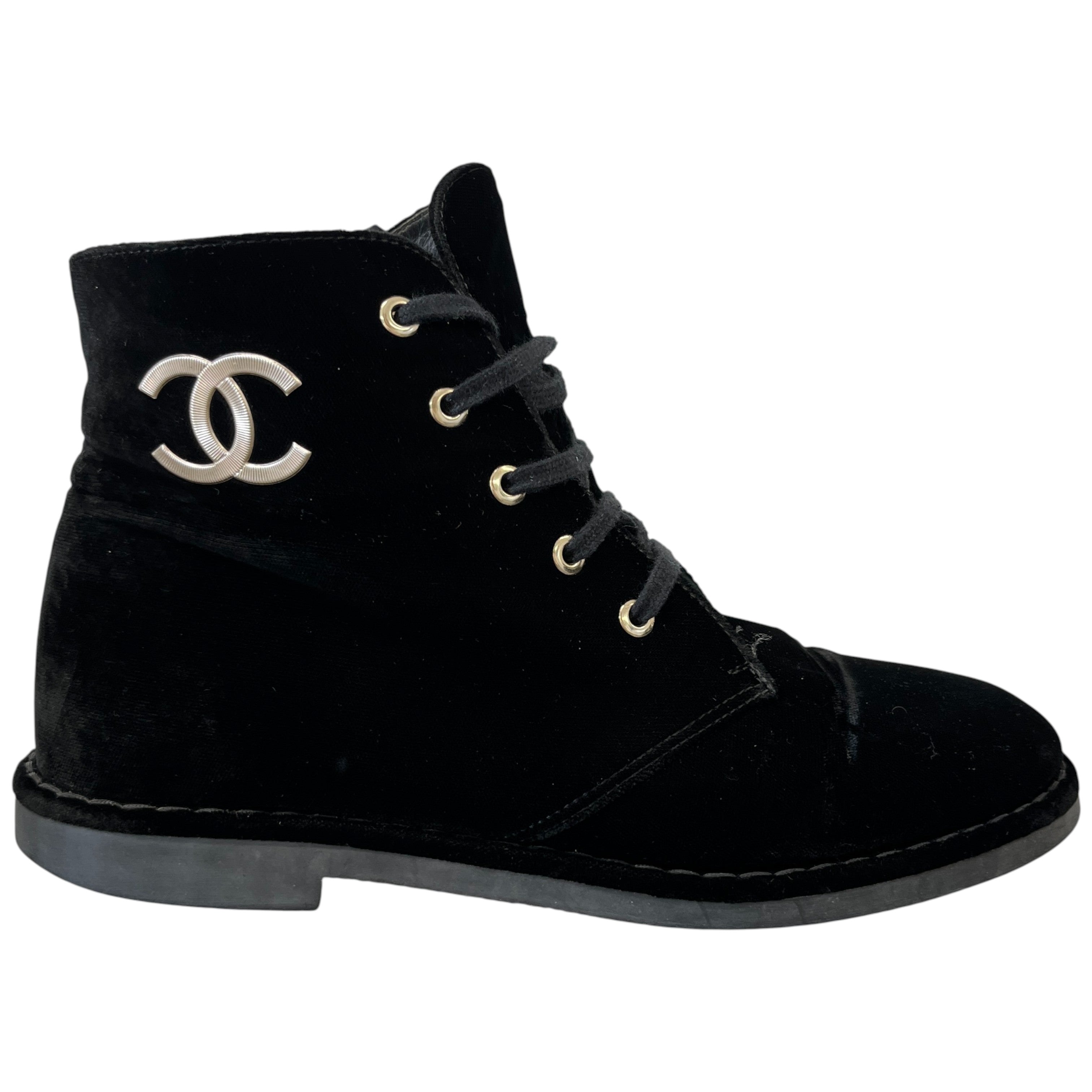 Women's Cc Logo Boots Black Size EU 39 / UK 6