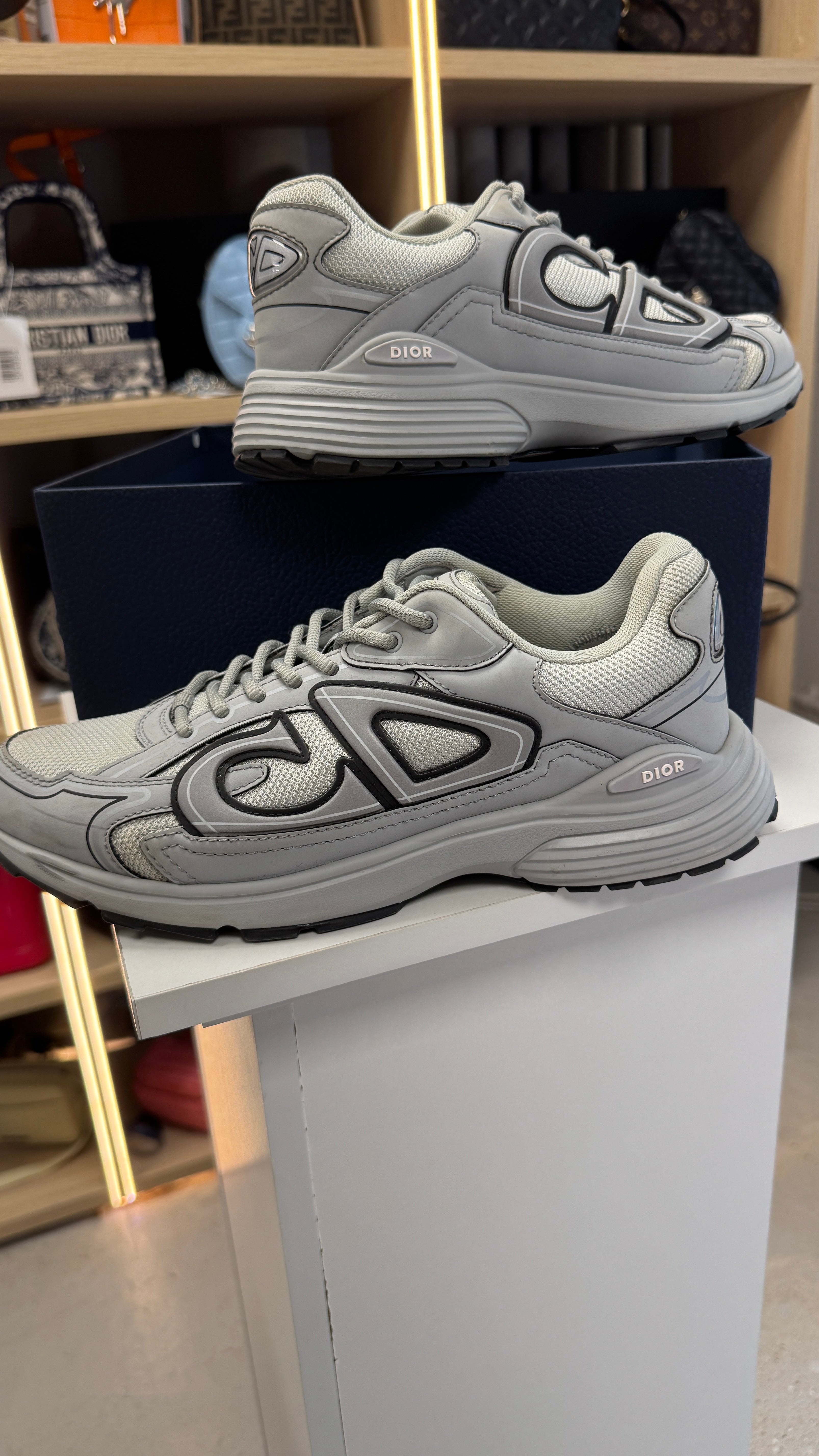 Men's B30 Low Trainers Grey Size EU 41 / UK 7