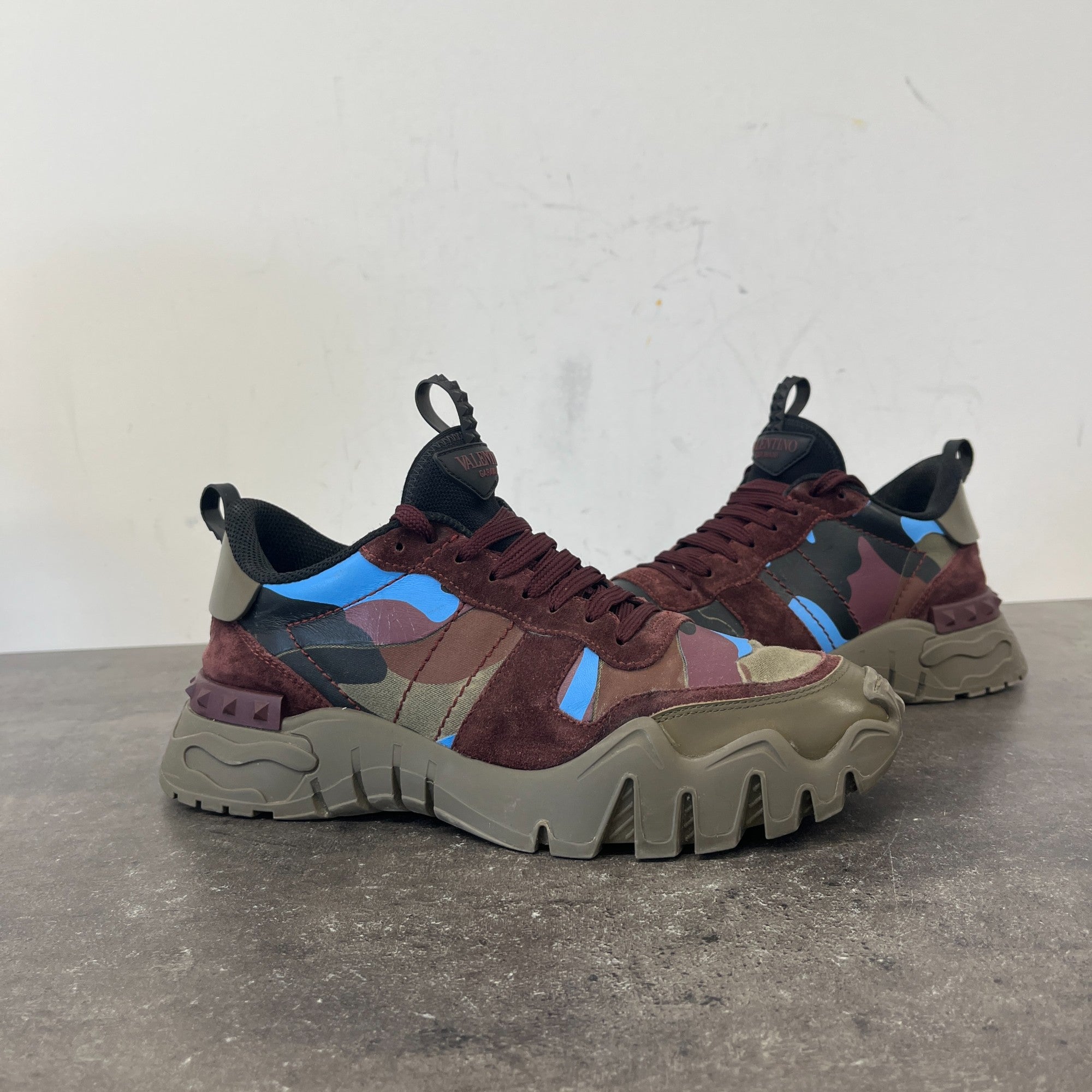 Men's Rockrunner Plus Low Trainers Burgundy Size EU 41 / UK 7